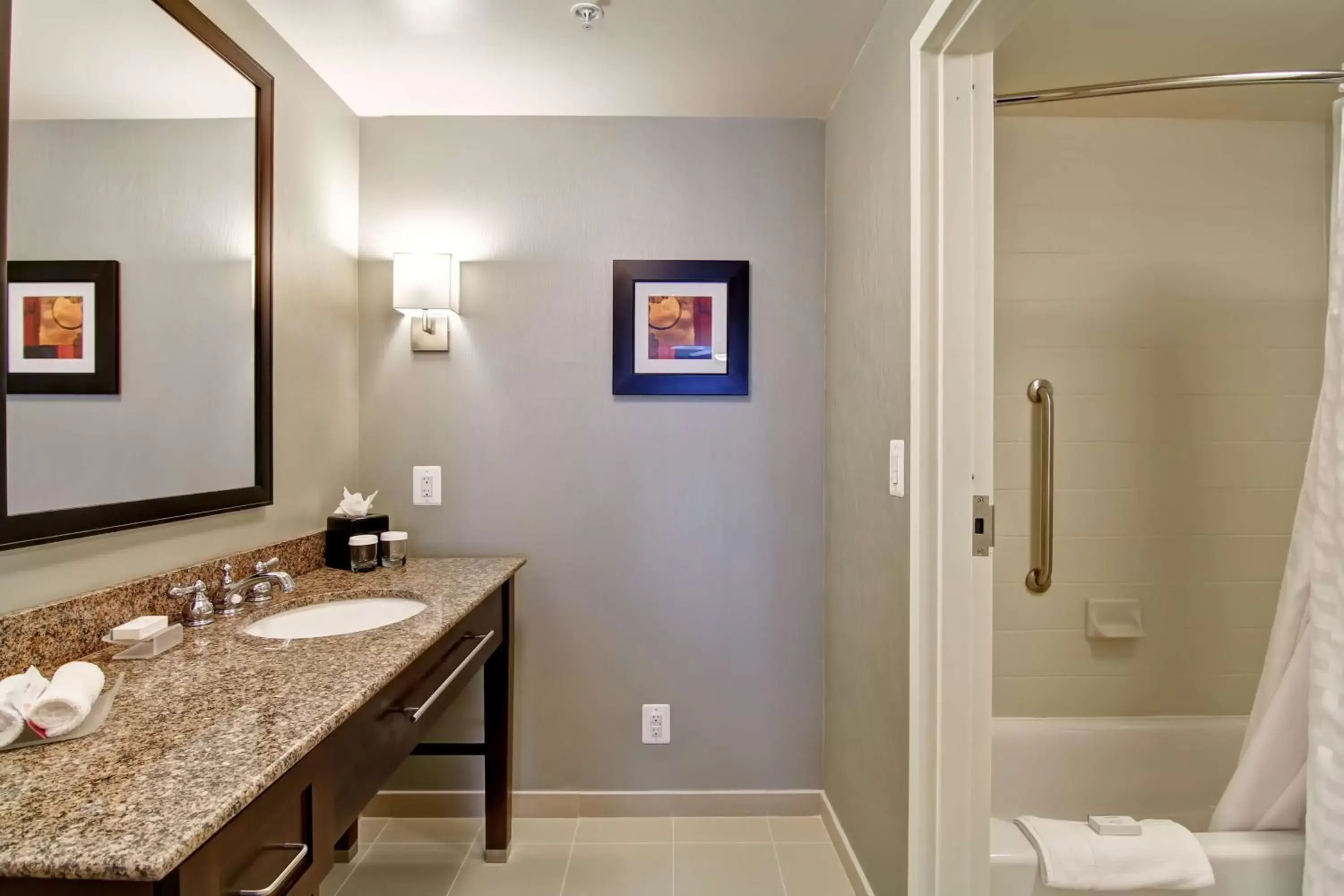Bathroom in Homewood Suites by Hilton Woodbridge