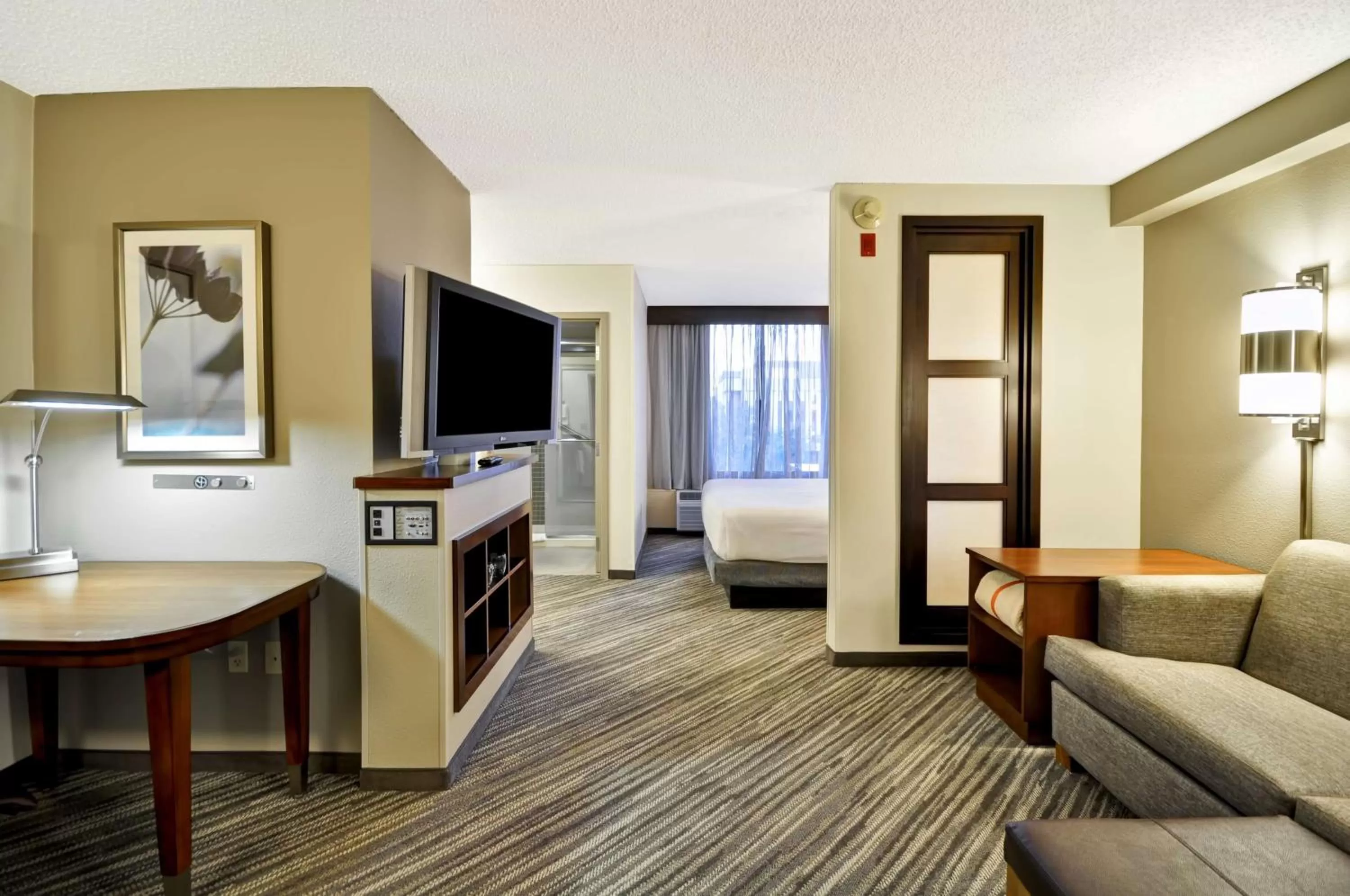 Photo of the whole room in Hyatt Place Albuquerque Uptown