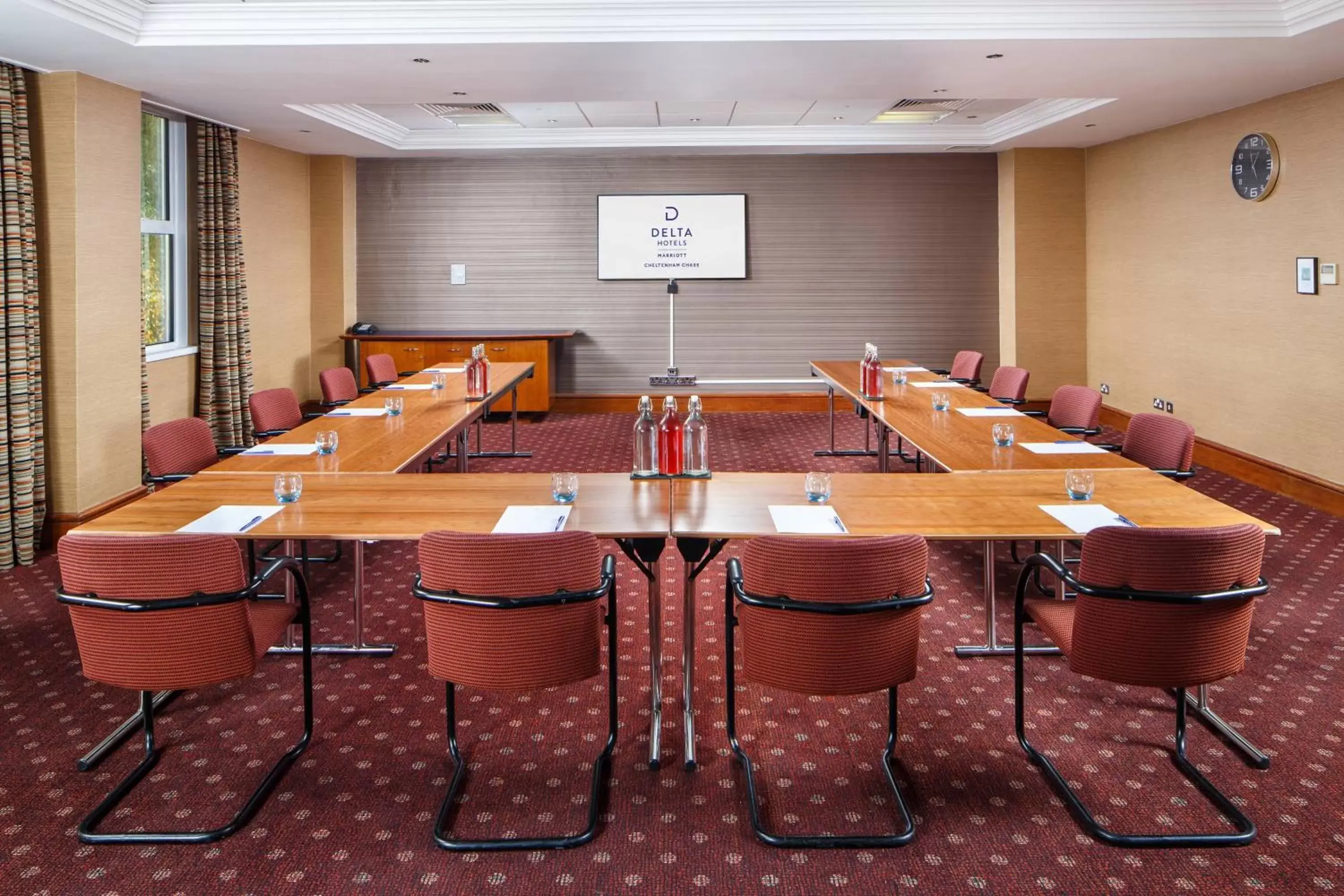 Meeting/conference room in Delta Hotels by Marriott Cheltenham Chase