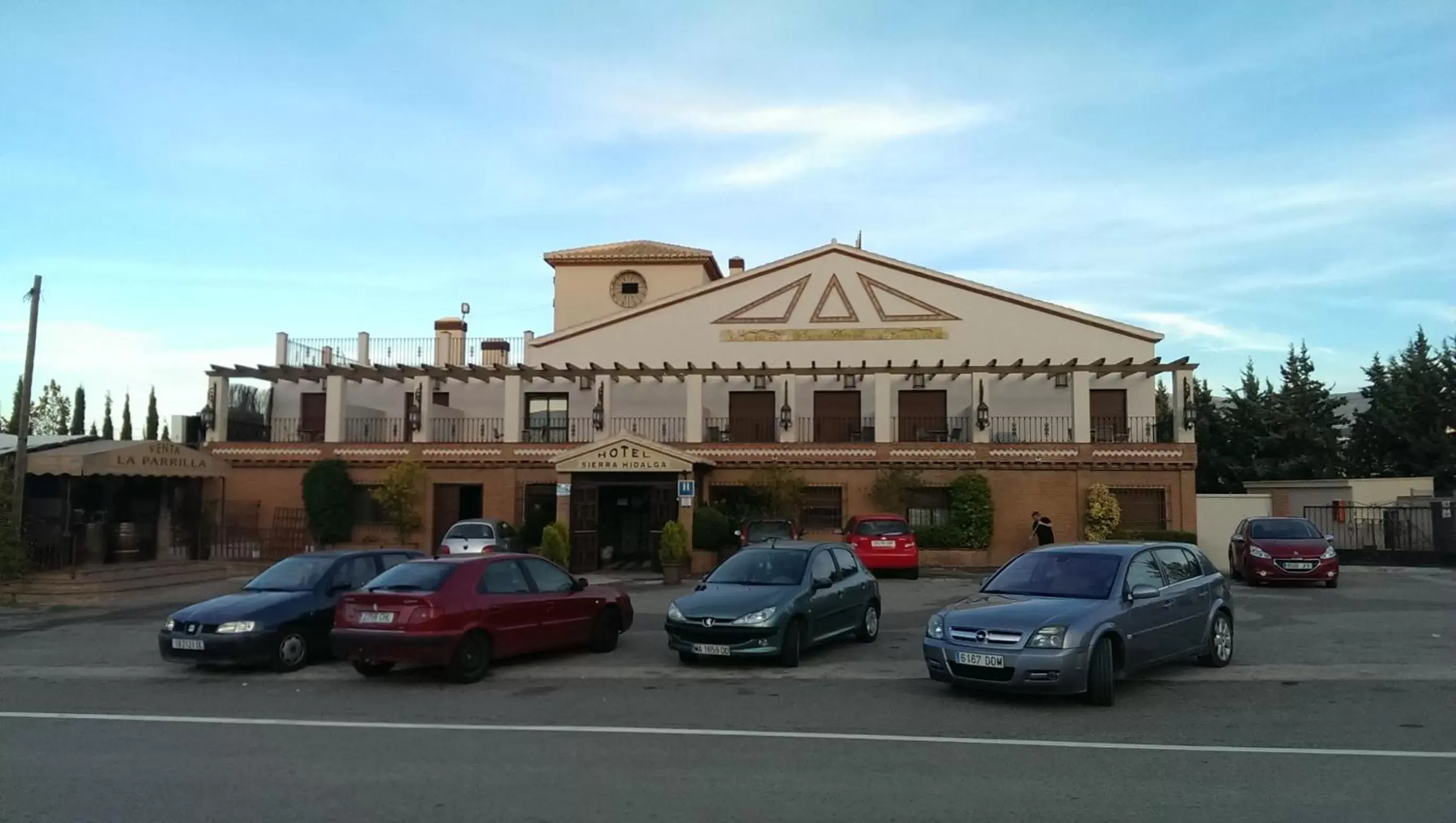 Facade/entrance, Property Building in Hotel Sierra Hidalga
