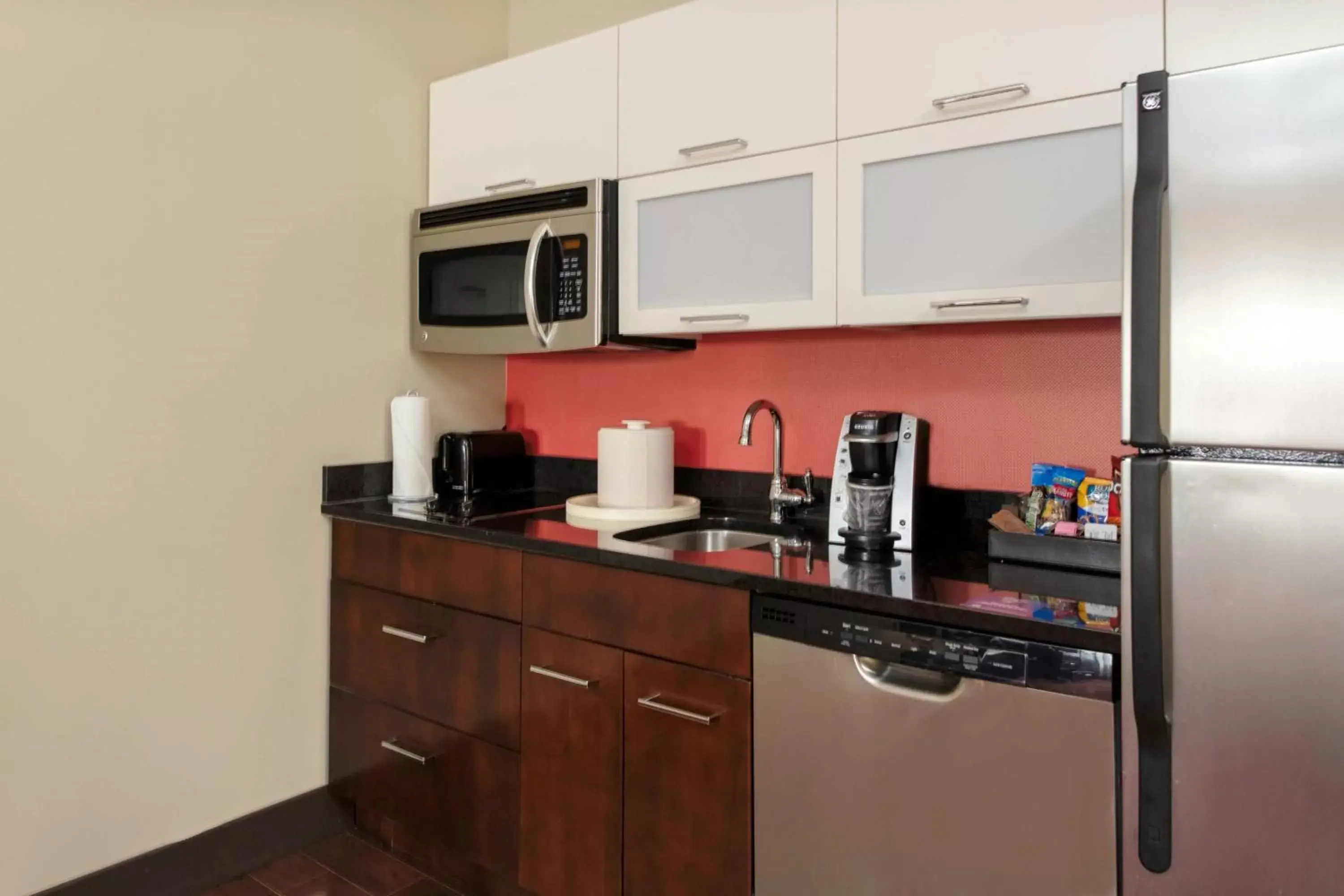 Kitchen or kitchenette, Kitchen/Kitchenette in Homewood Suites- Denver Downtown Convention Center
