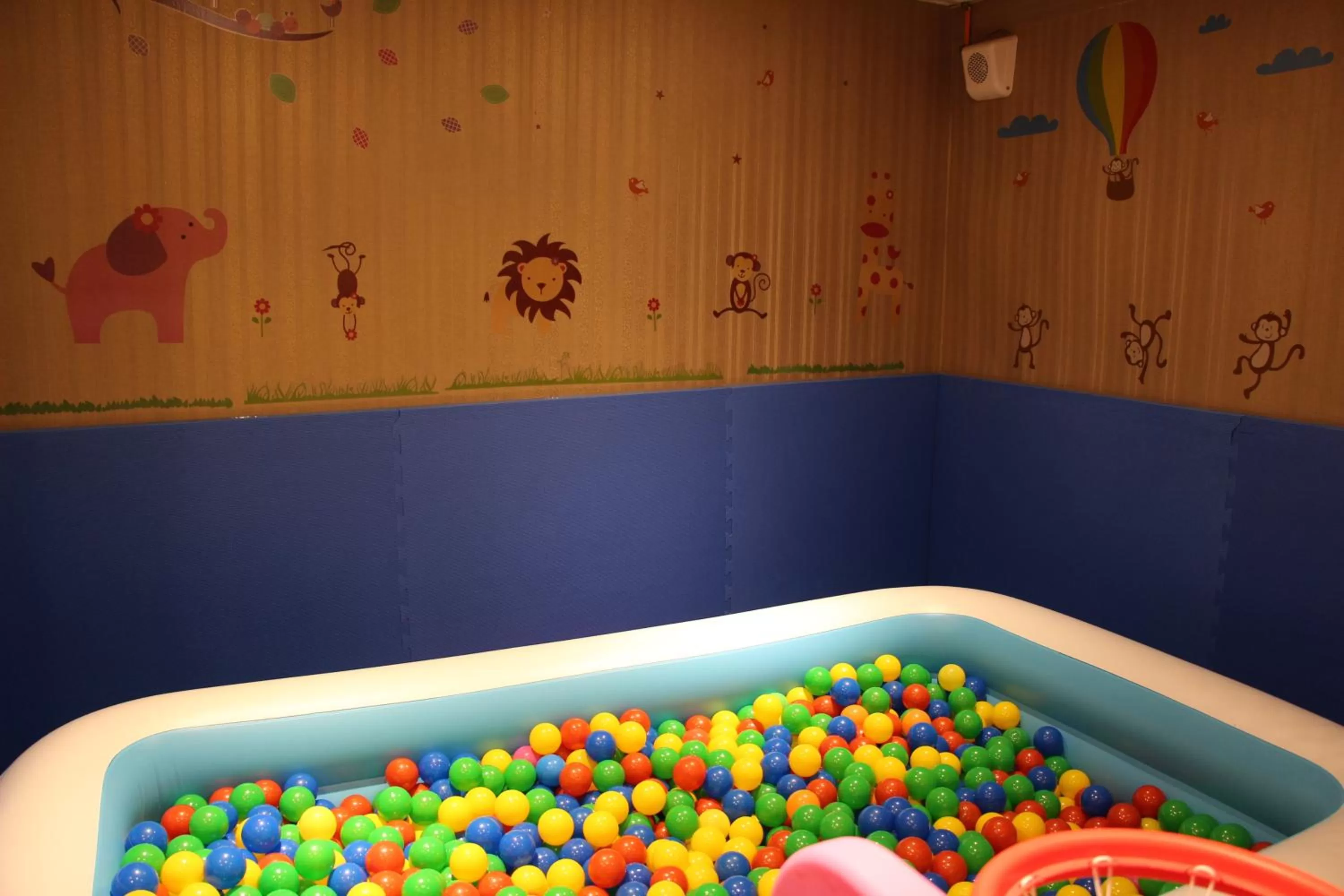 Children play ground in Constellation Coast B&B