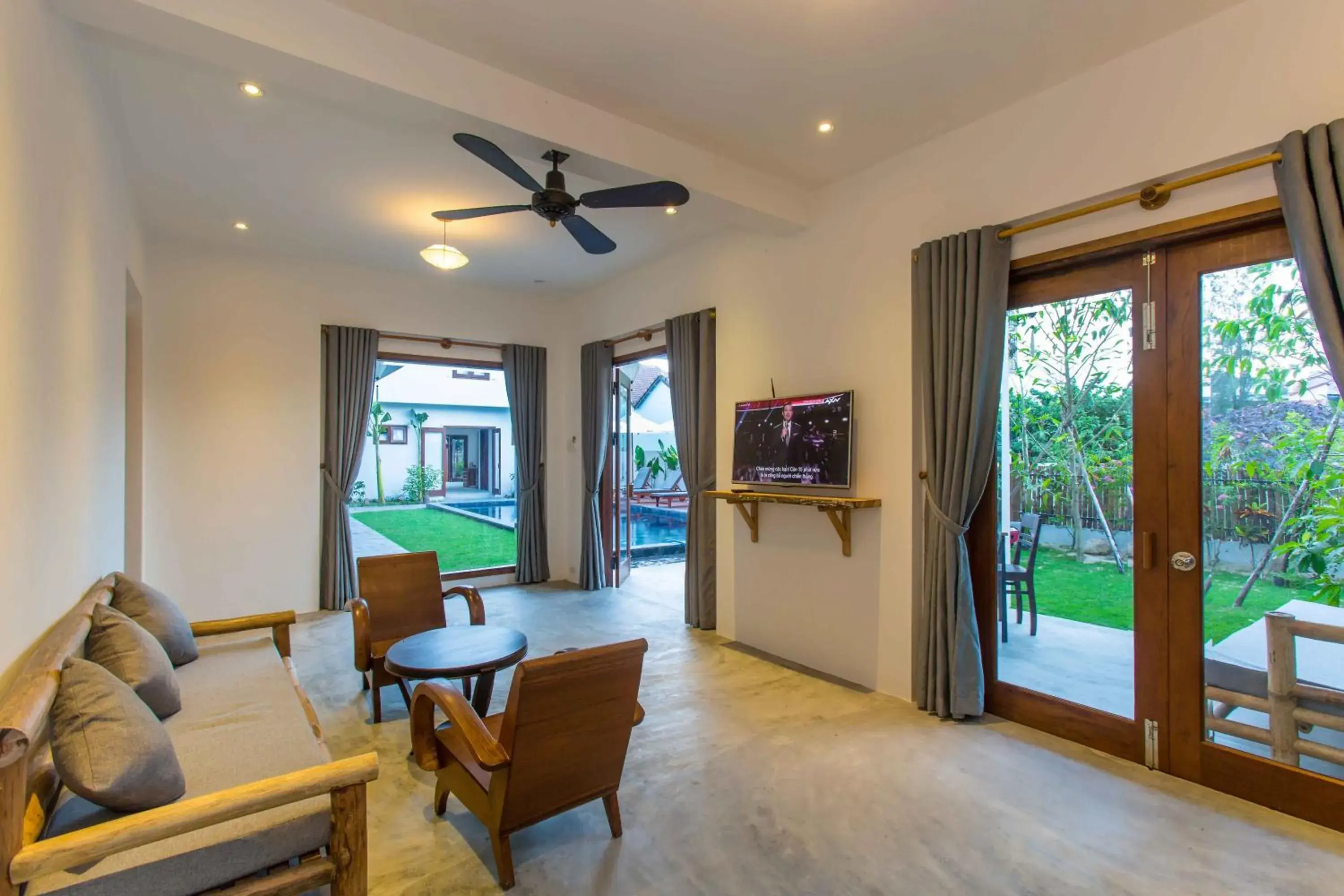 Living room, Seating Area in Vina Beach Pool Villas