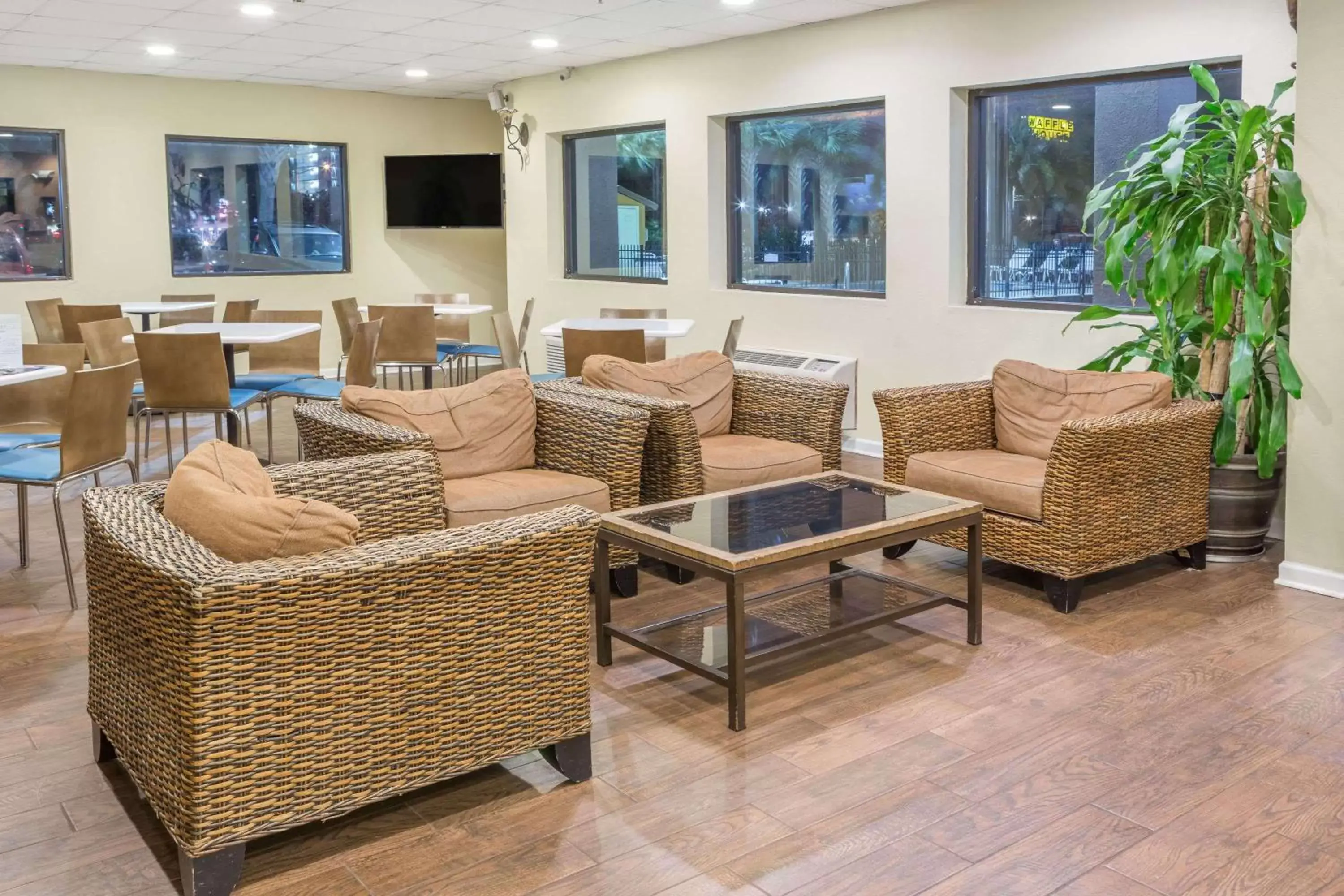 Lobby or reception in Days Inn by Wyndham Biloxi Beach