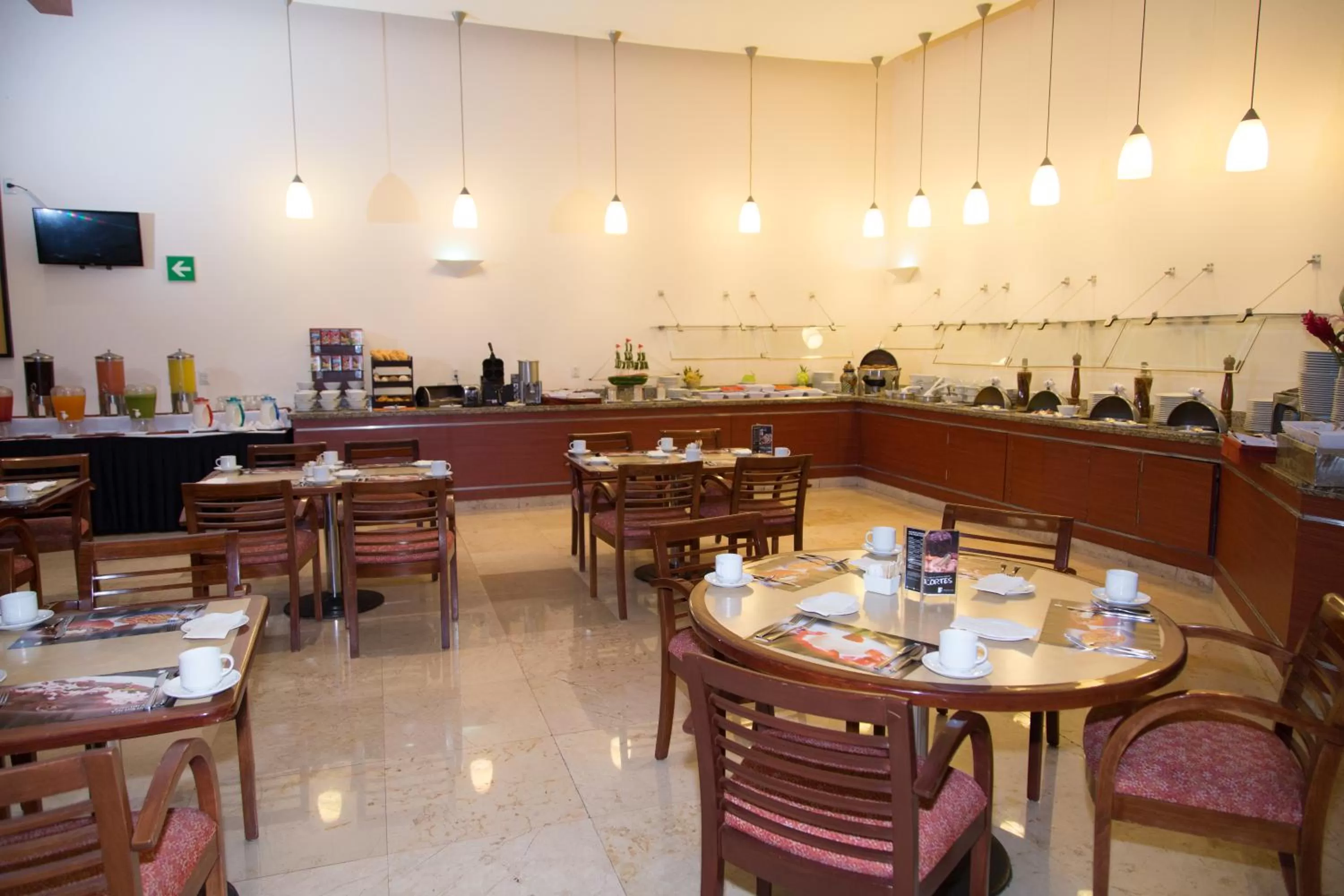 Restaurant/places to eat in Fiesta Inn Ecatepec