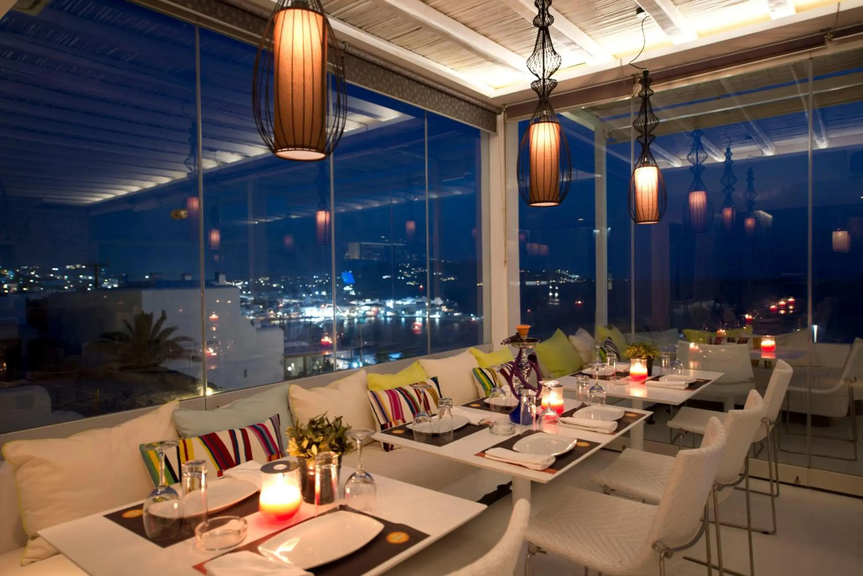 Restaurant/Places to Eat in Mykonos View Hotel