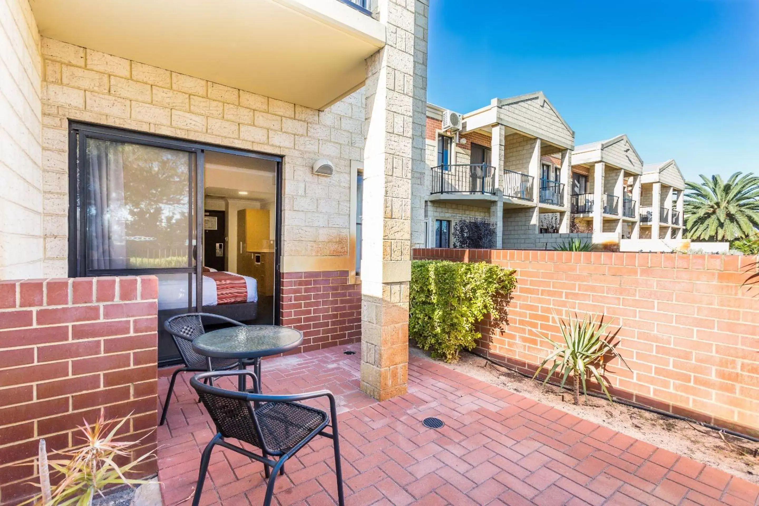 Balcony/Terrace in Country Comfort Perth