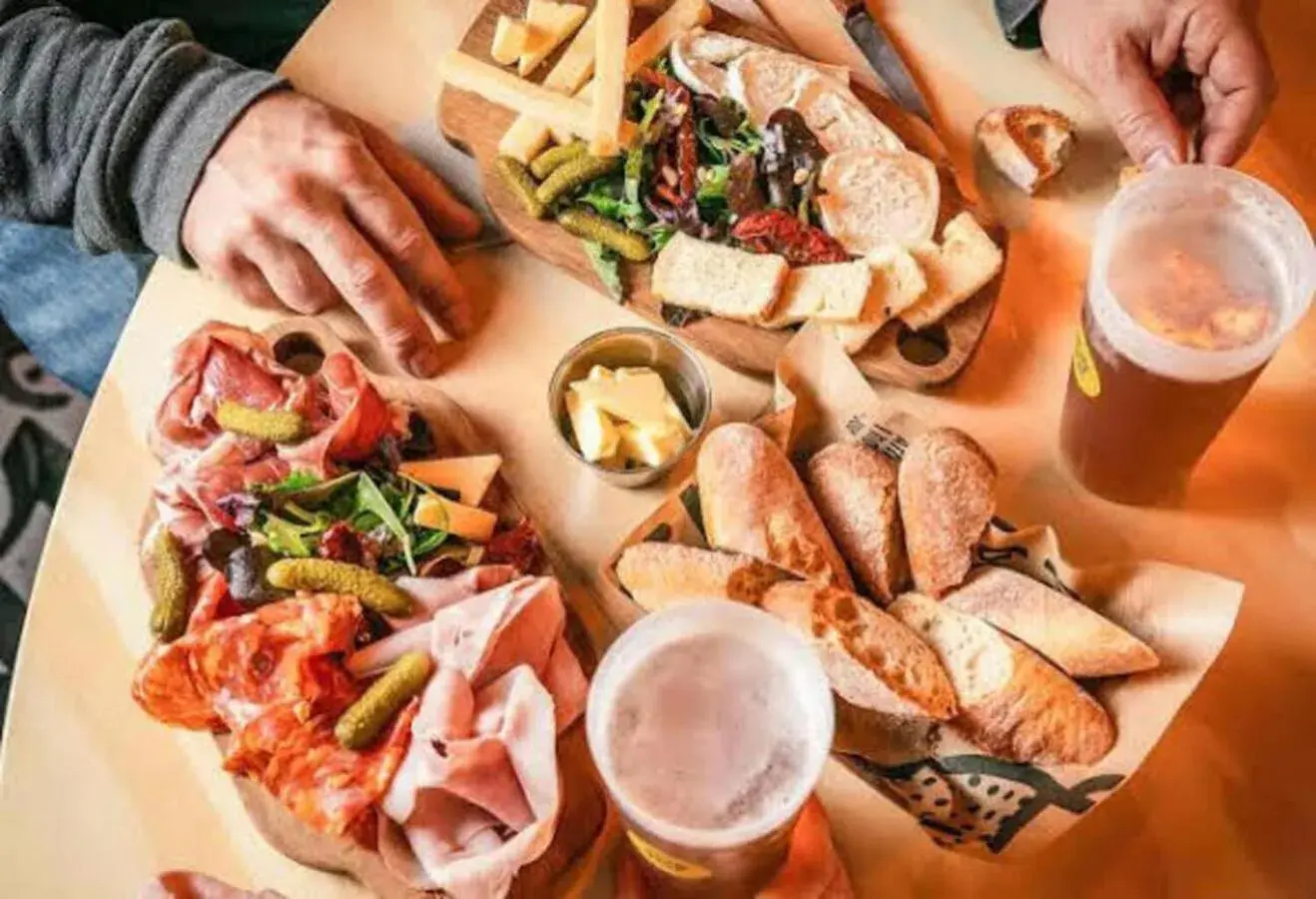 Restaurant/places to eat in Aparthotel Adagio London Sutton Point Restaurant/places to eat in Aparthotel Adagio London Sutton Point