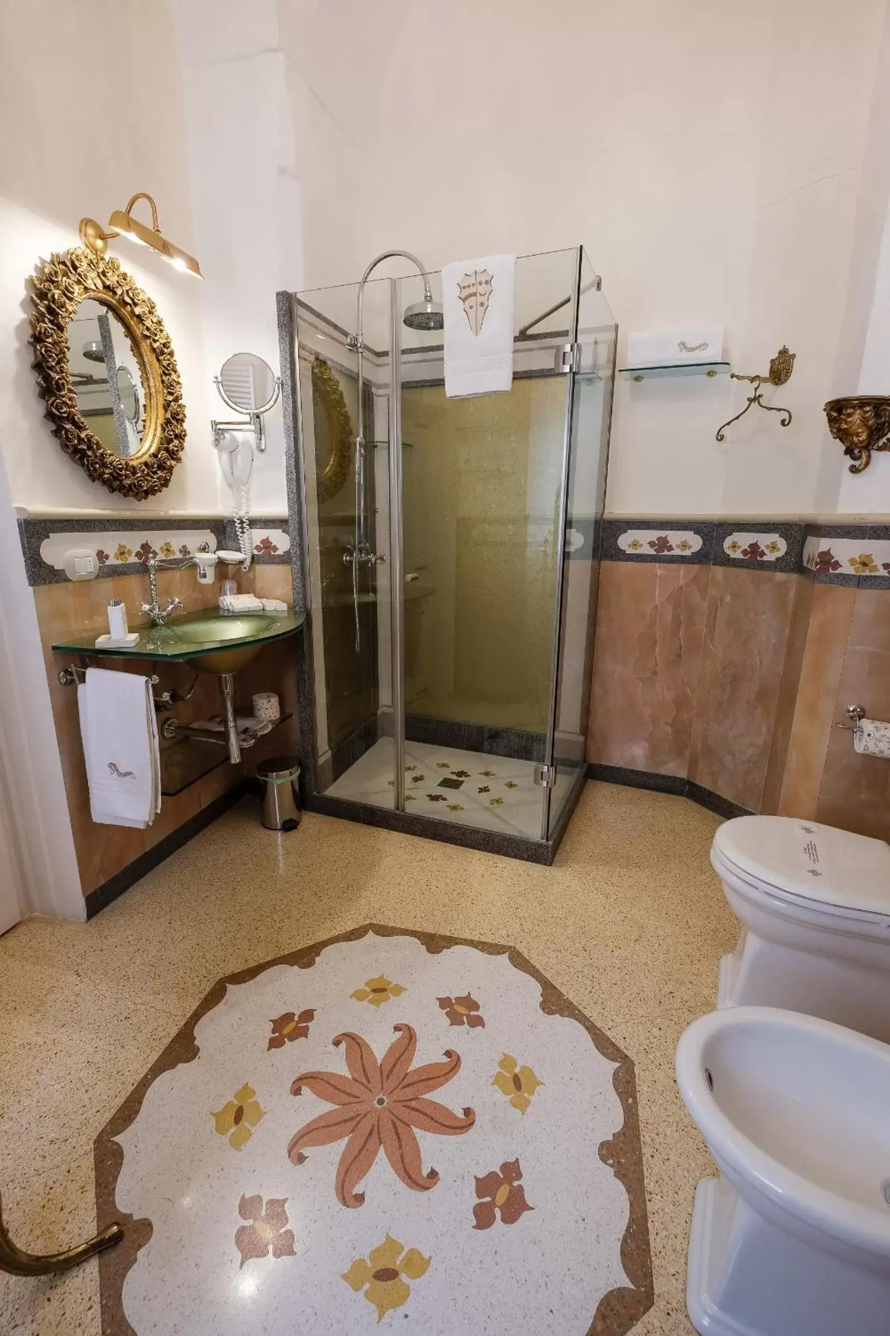 Bathroom in Palazzo Gallo Resort