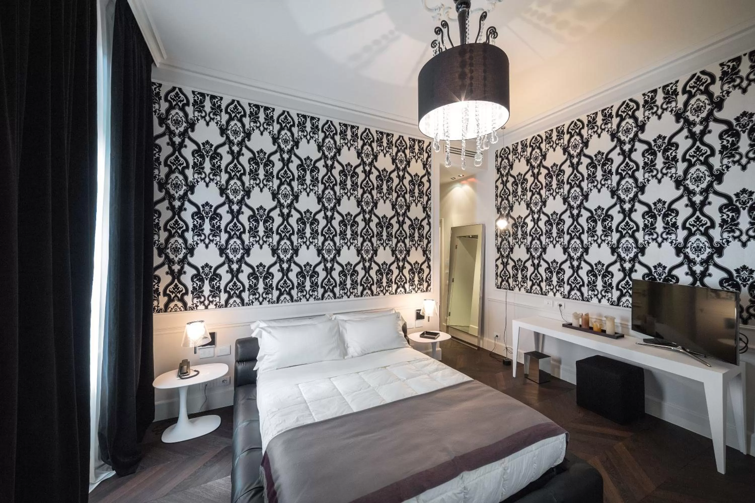 Photo of the whole room, Bed in Relais Metelli