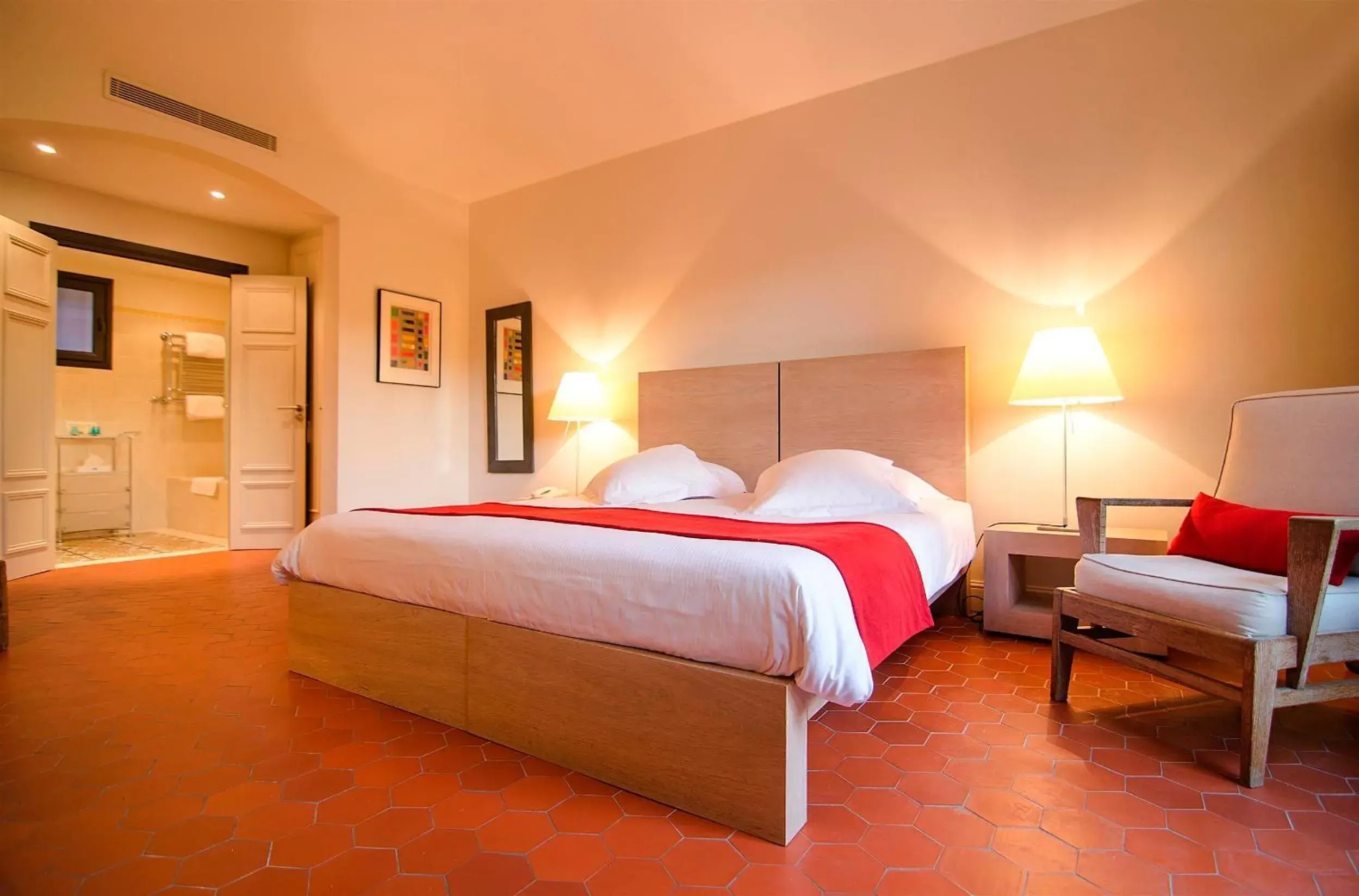 Bedroom, Bed in Hotel****Spa & Restaurant Cantemerle