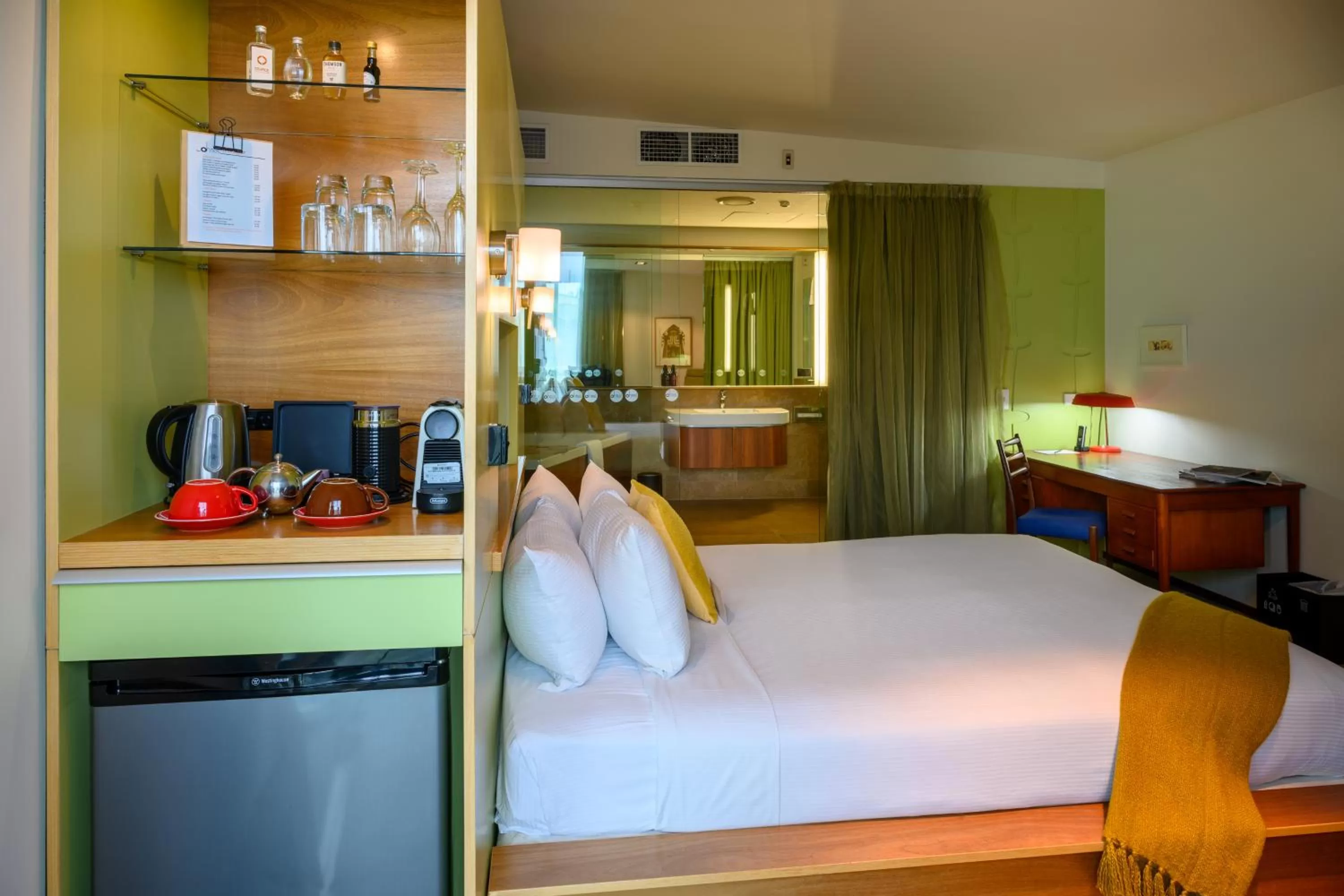 Photo of the whole room, Bed in Ohtel Wellington