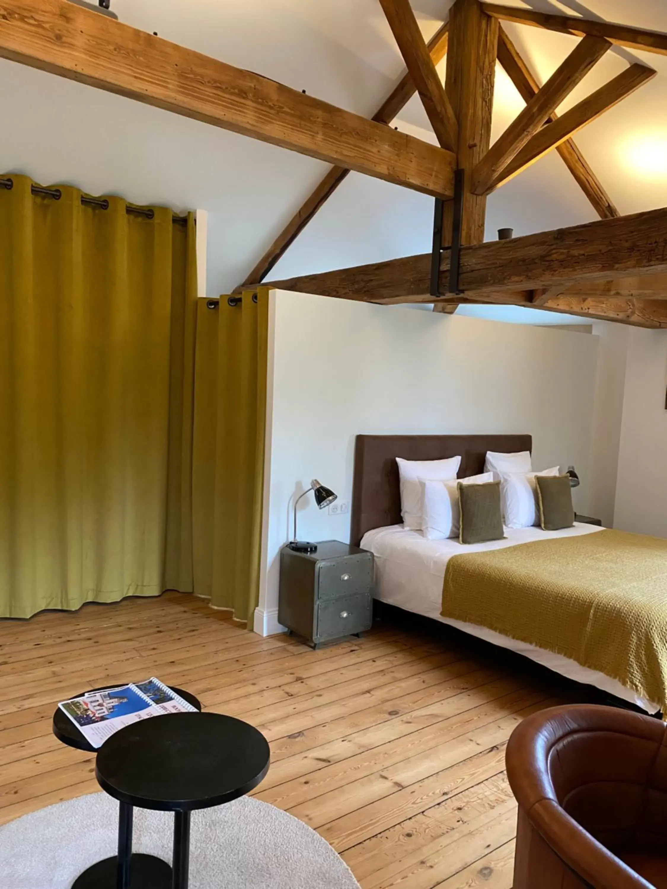 Bedroom, Bed in Le Clos des Queyries