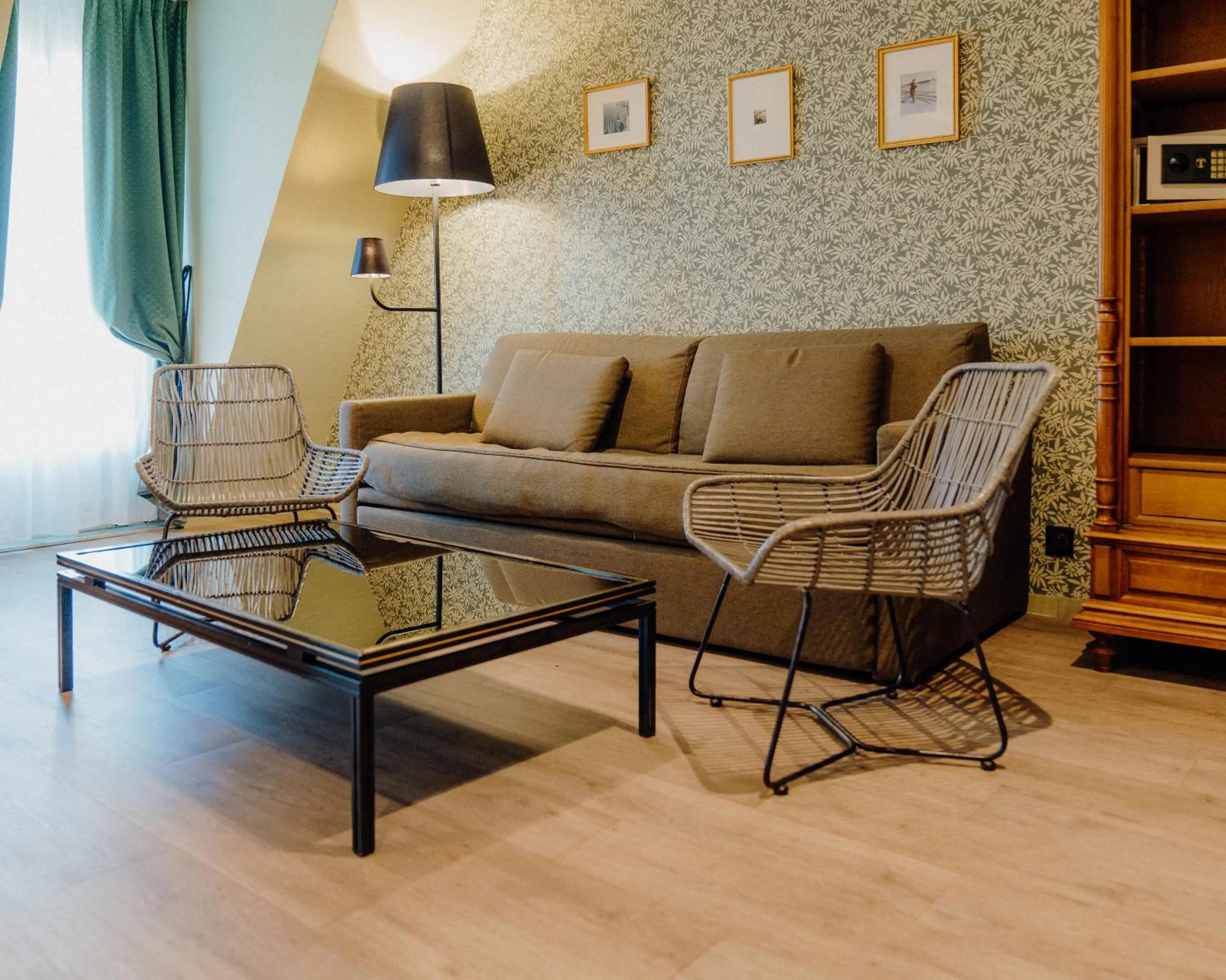 Living room in Hotel Le Grimaldi by Happyculture