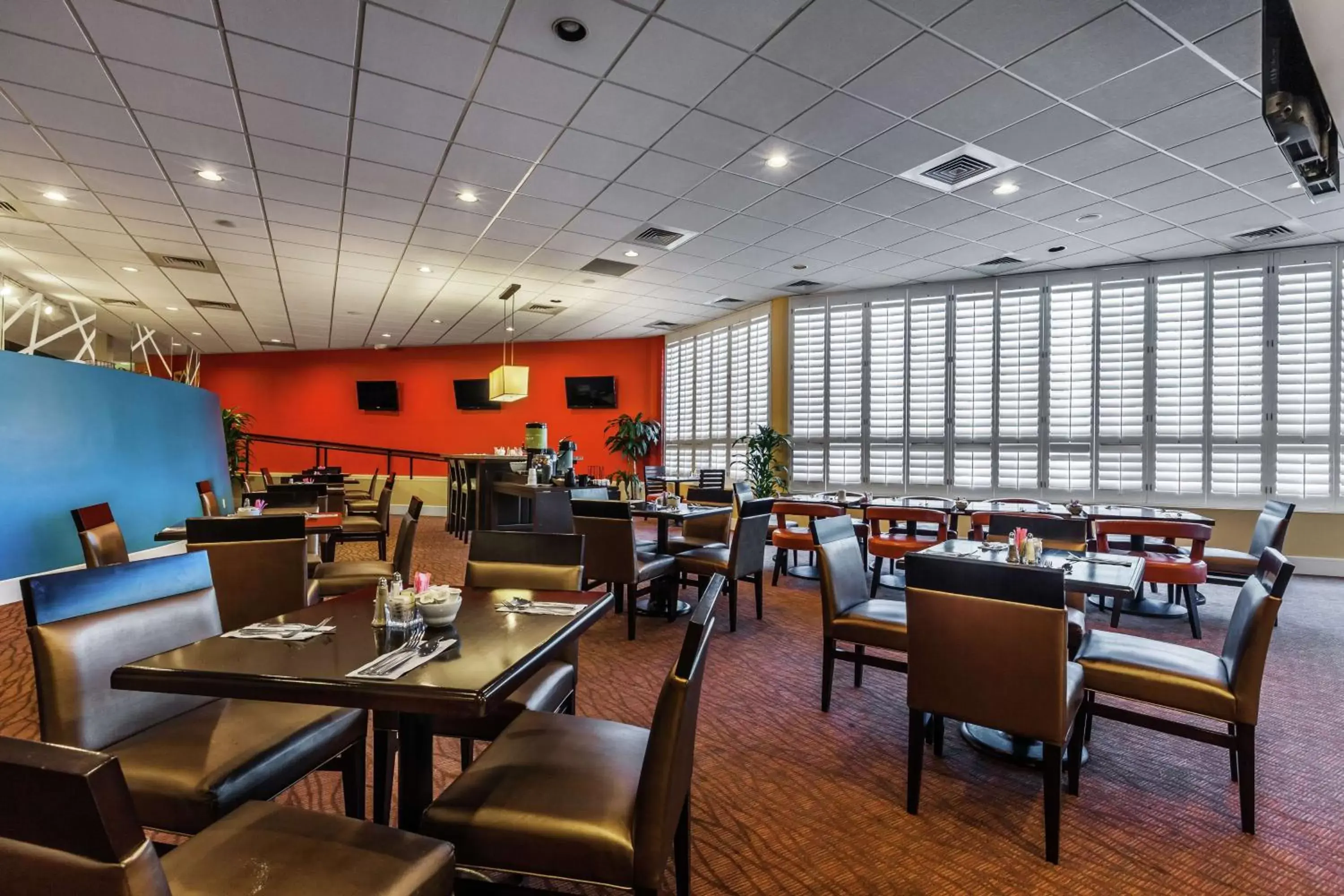 Dining area, Restaurant/Places to Eat in Hilton Garden Inn Phoenix Midtown