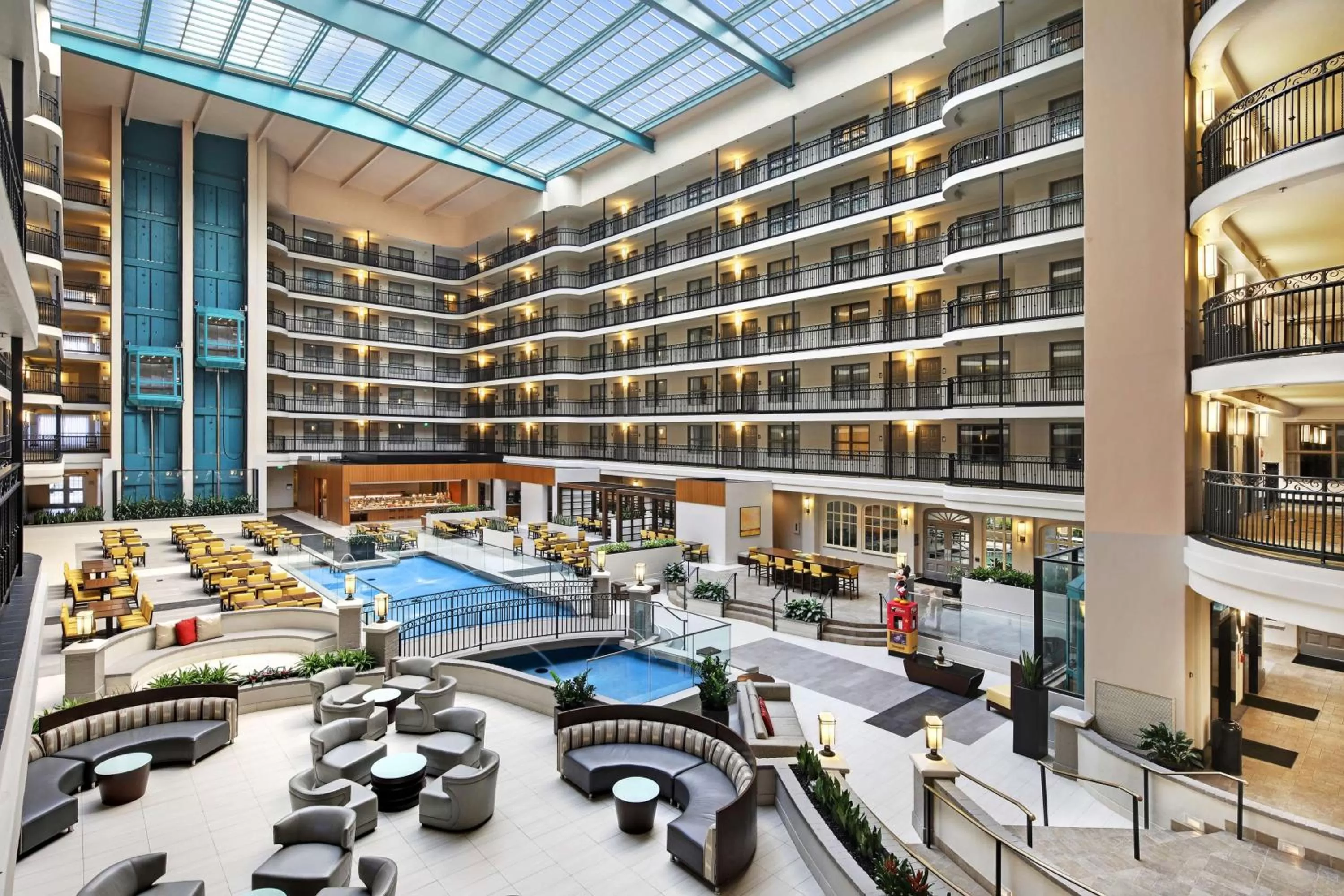 Lobby or reception in Embassy Suites by Hilton Anaheim North
