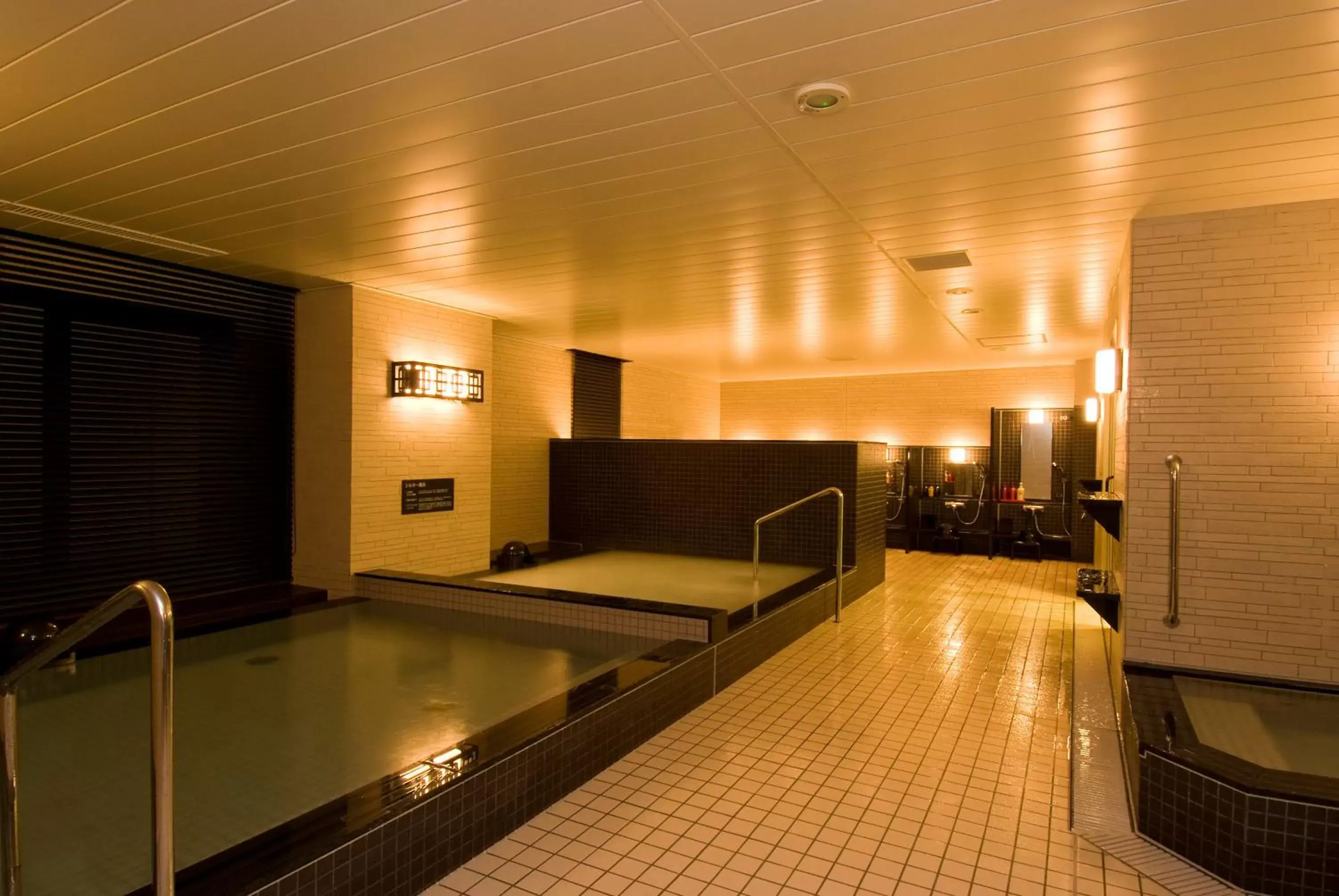 Bathroom in Dormy Inn Nagasaki Shinchichukagai Bathroom in Dormy Inn Nagasaki Shinchichukagai