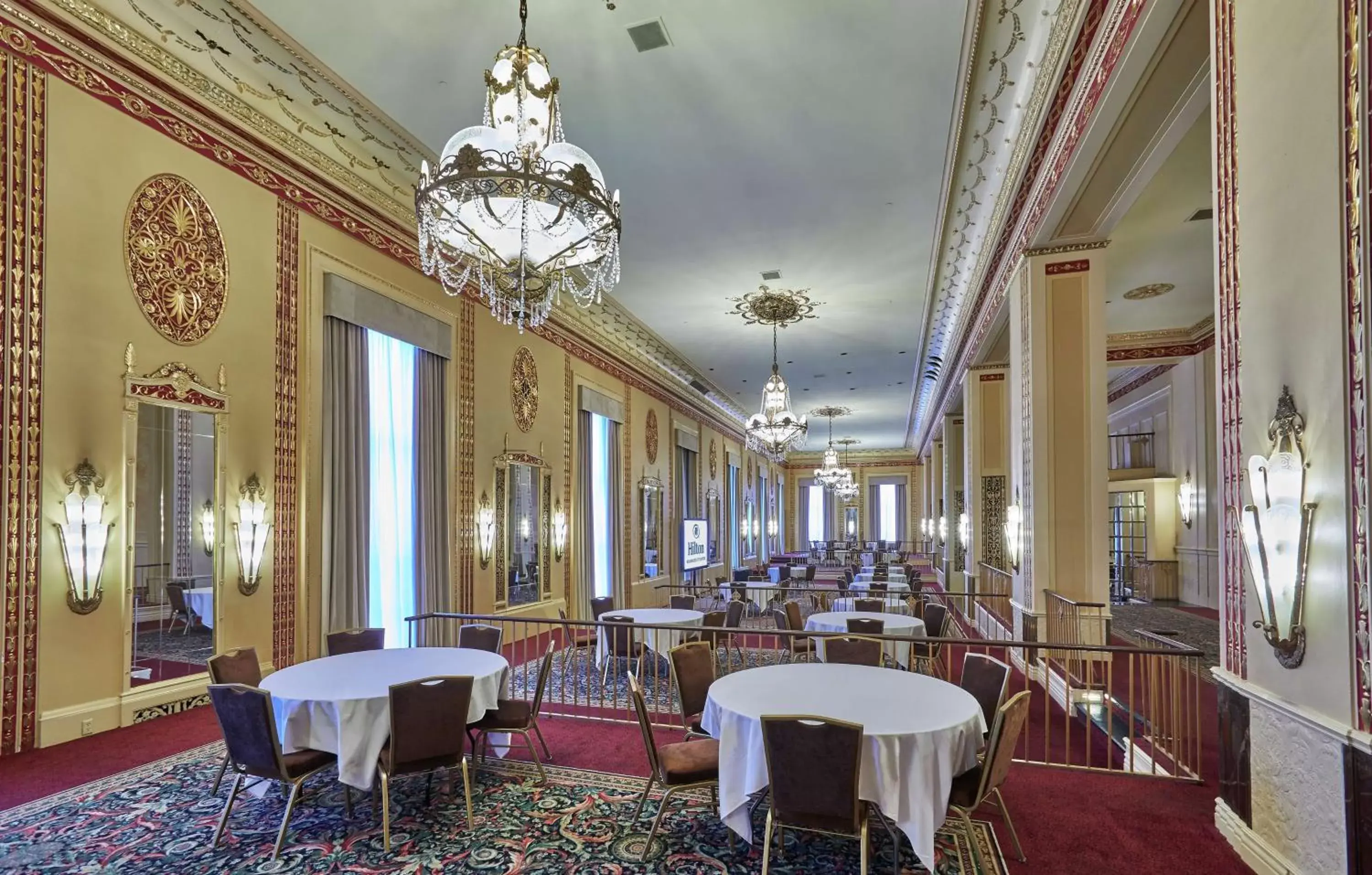 Meeting/conference room, Restaurant/Places to Eat in Hilton Milwaukee City Center