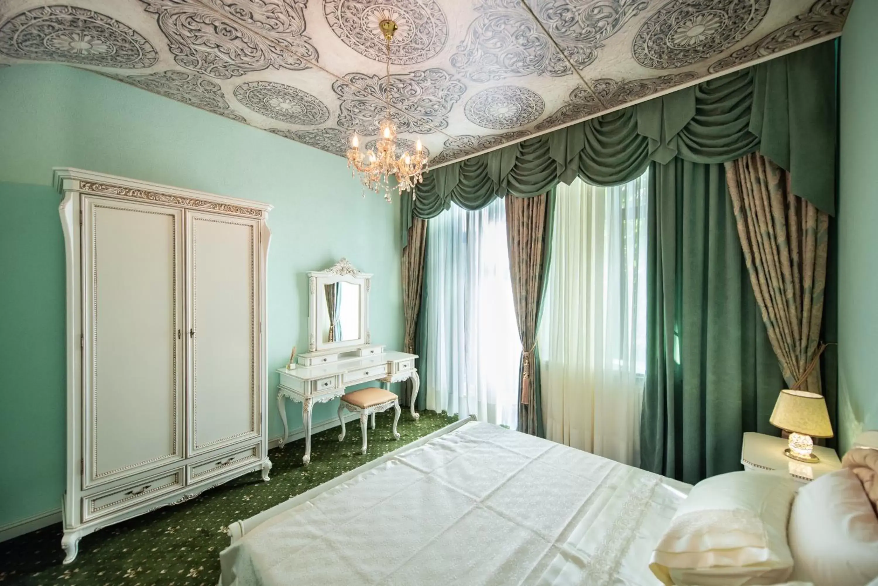 Superior Apartment with Sauna in JMR Royal -Luxury Rooms & Private Sauna Superior Apartment with Sauna in JMR Royal -Luxury Rooms & Private Sauna