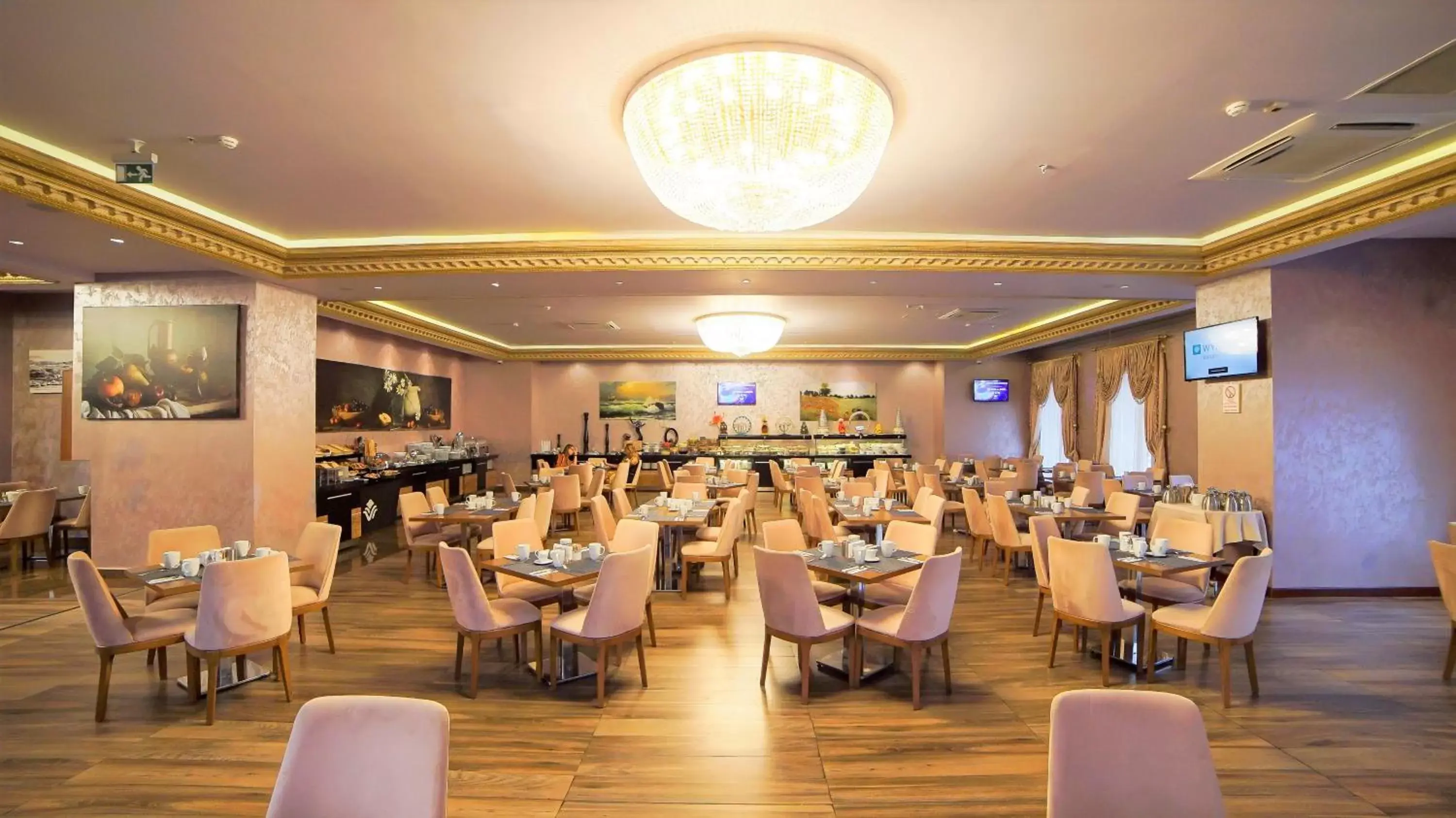 Restaurant/Places to Eat in Wyndham Batumi