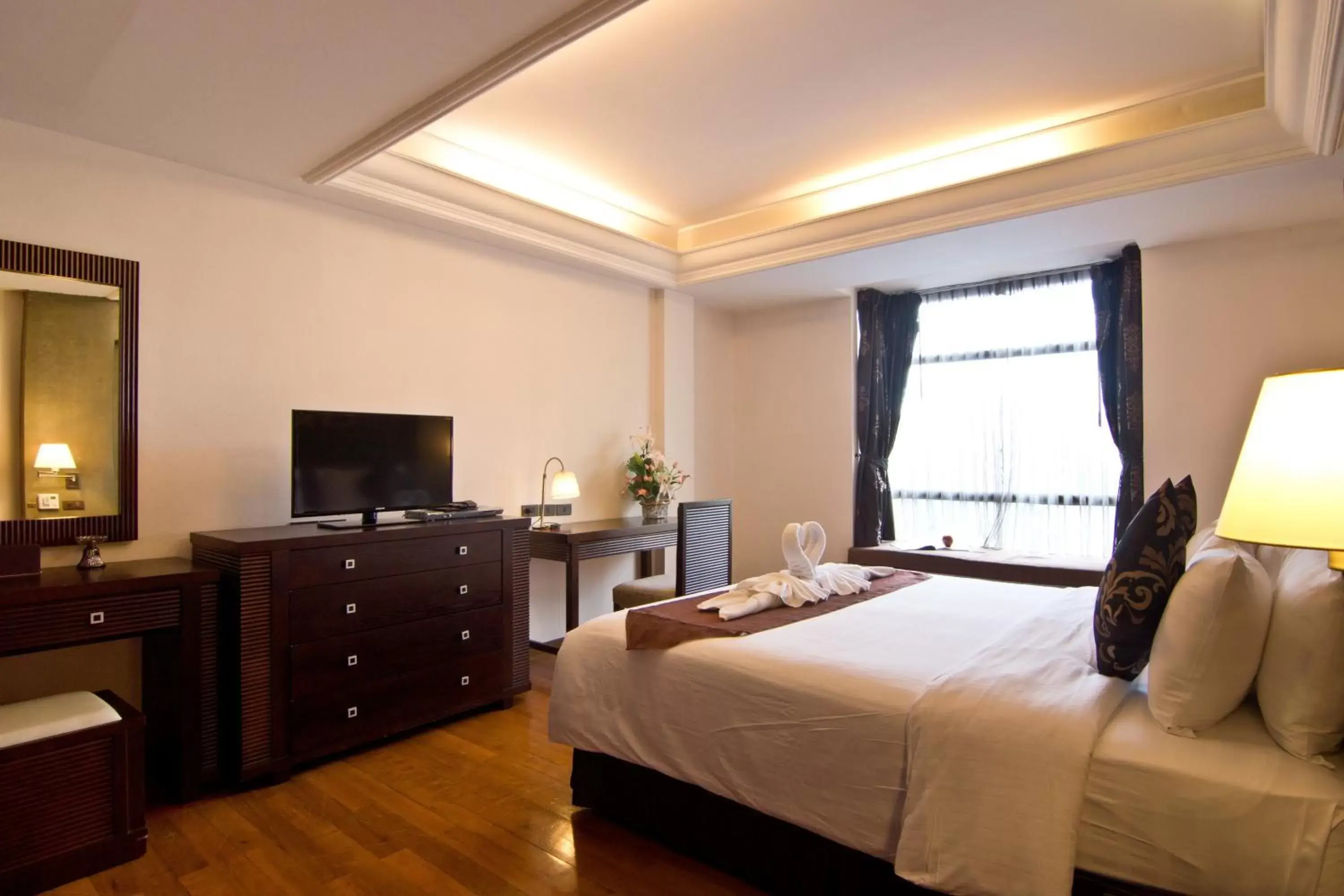 Bedroom, Bed in LK Mantra Pura Resort