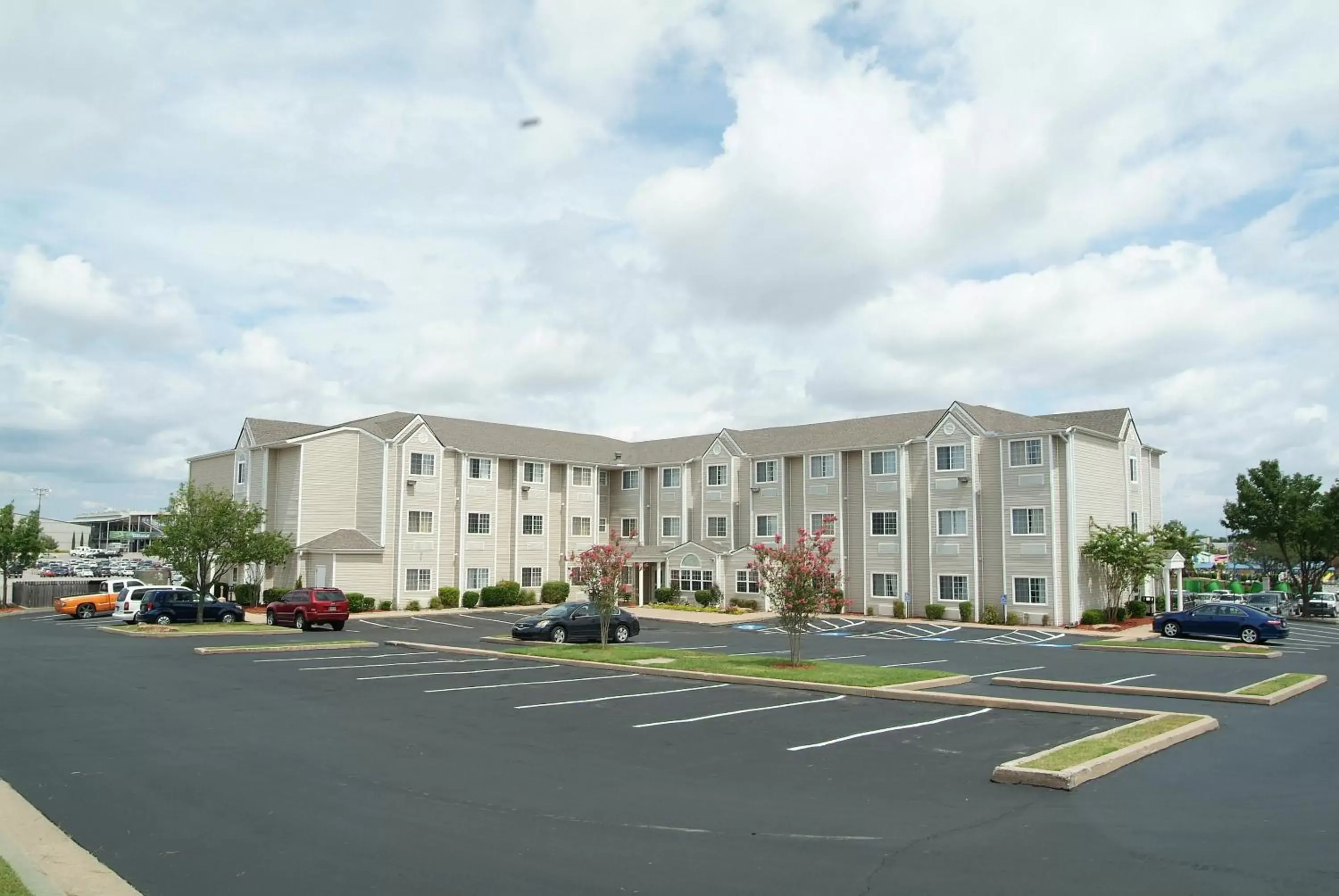 Facade/entrance, Property Building in Expo Inn