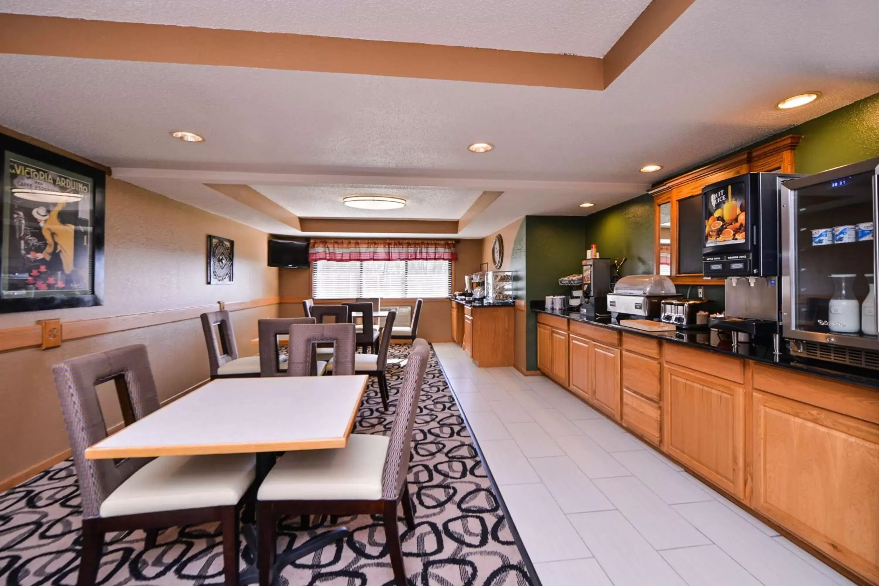 Restaurant/Places to Eat in Best Western Germantown Inn