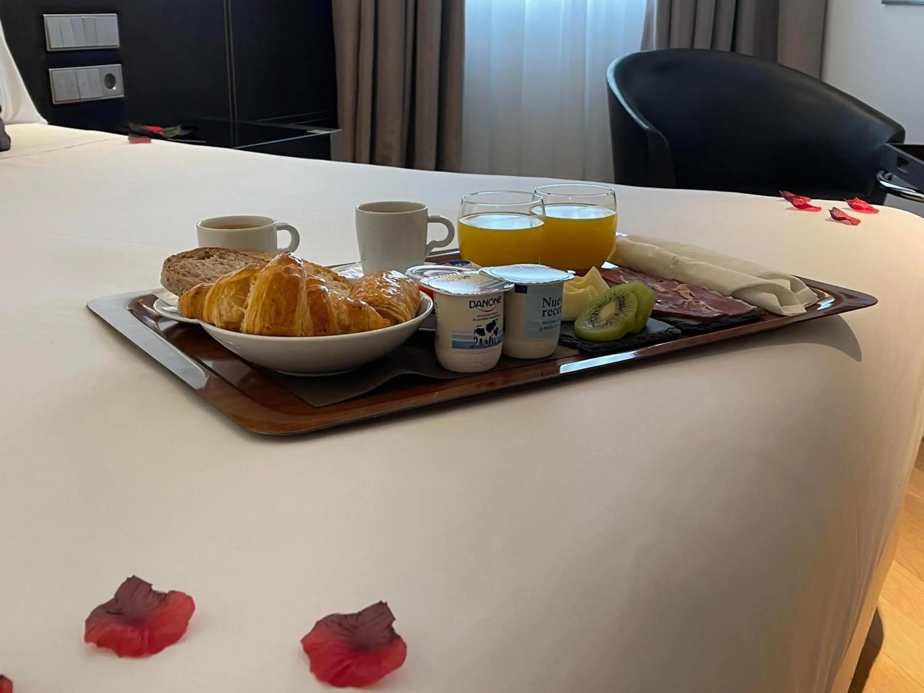 Breakfast in Hotel Inffinit