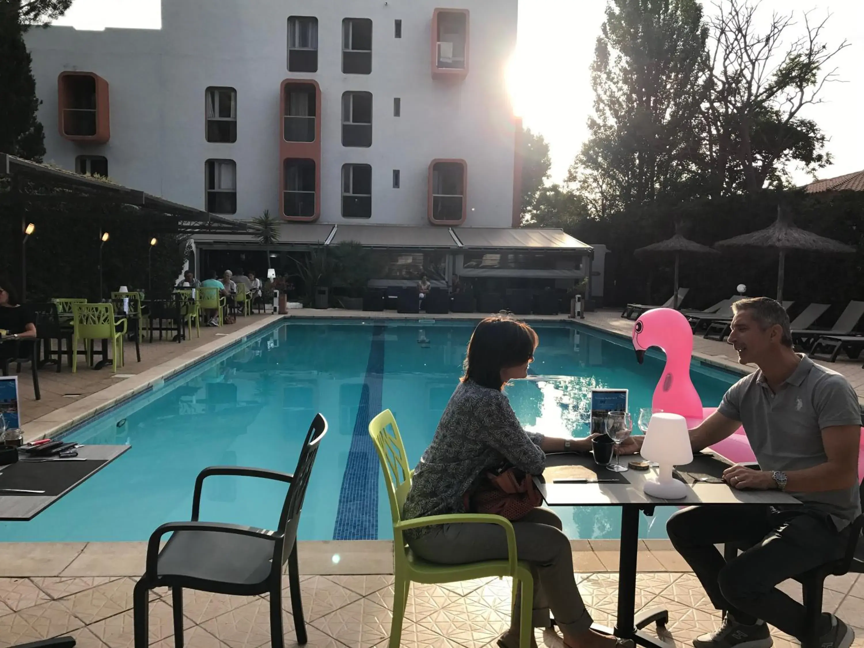 Dining area, Swimming Pool in Hotel Aquarius