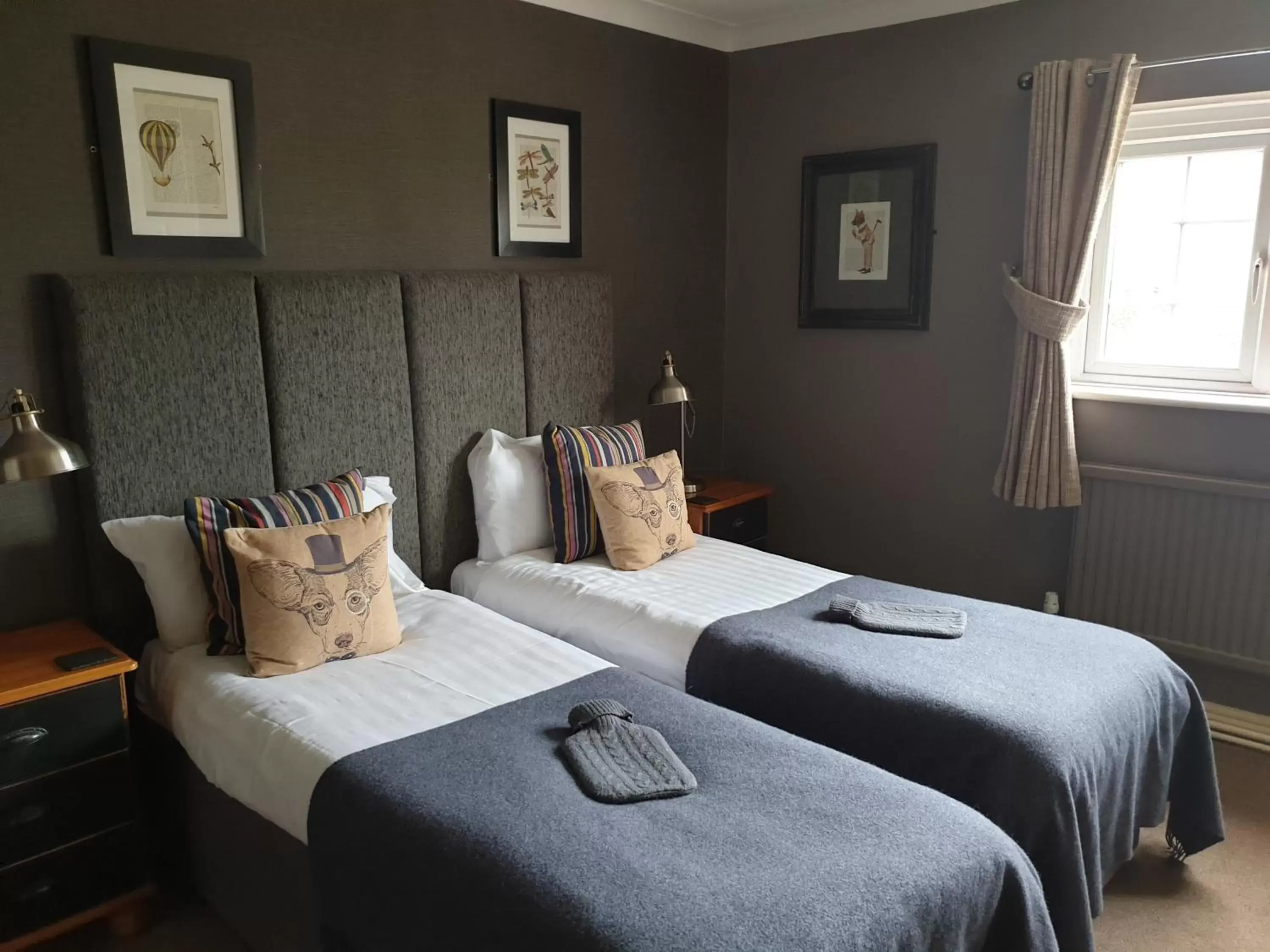 Twin Room in The Swan Accommodation Bridgnorth Twin Room in The Swan Accommodation Bridgnorth