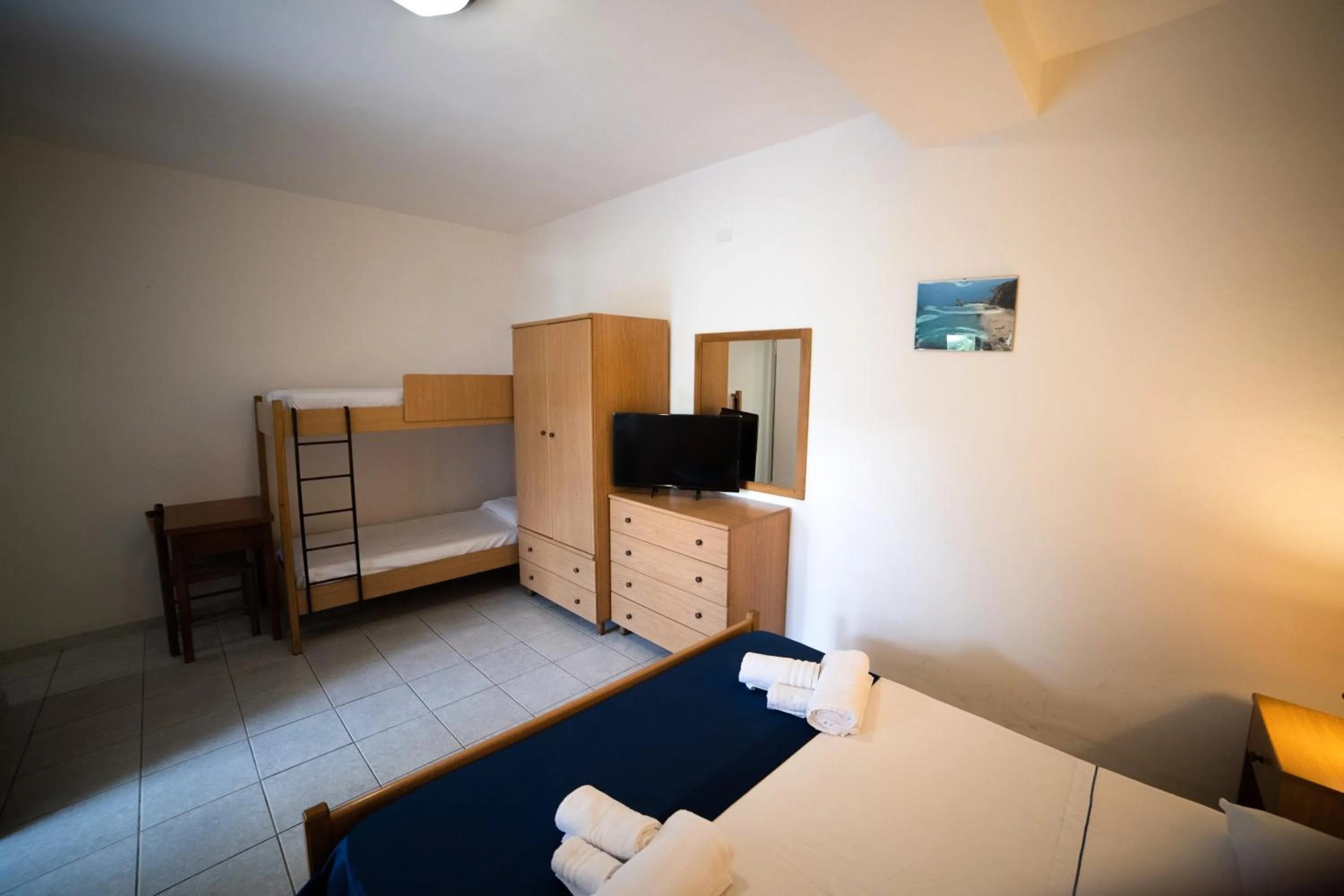 Bedroom, Bed in Residence New Paradise