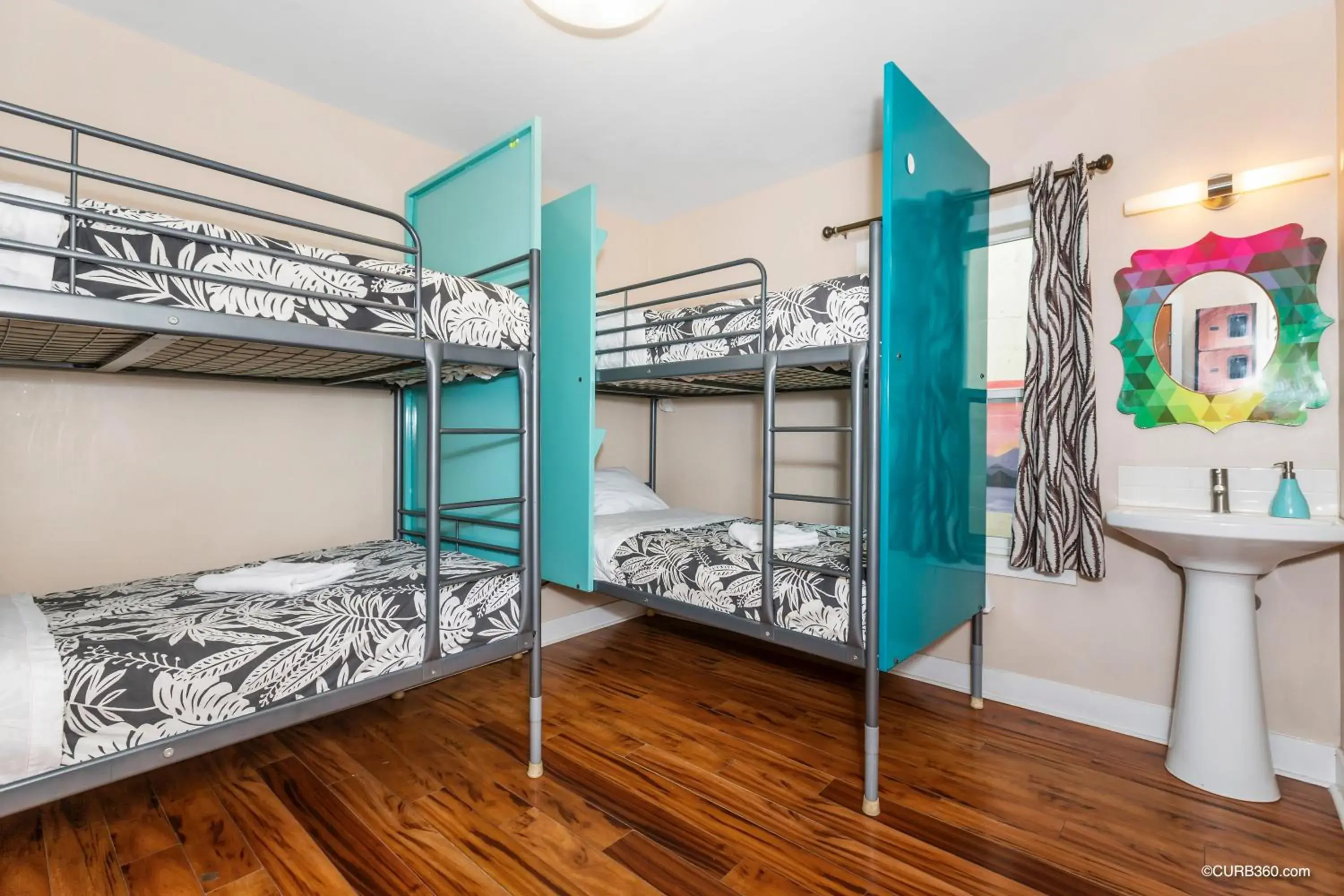 Bed in Samesun Ocean Beach Hotel & Hostel Bed in Samesun Ocean Beach Hotel & Hostel