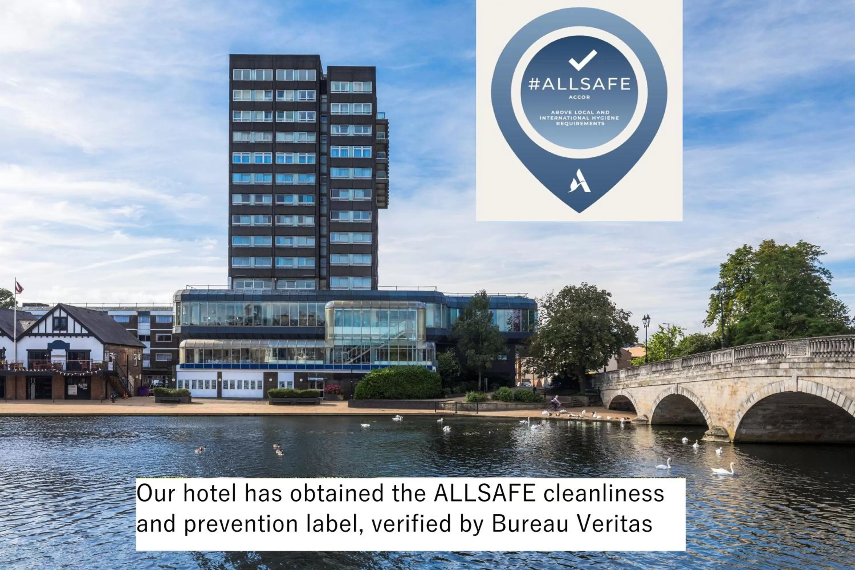 Property building in Mercure Bedford Centre Hotel