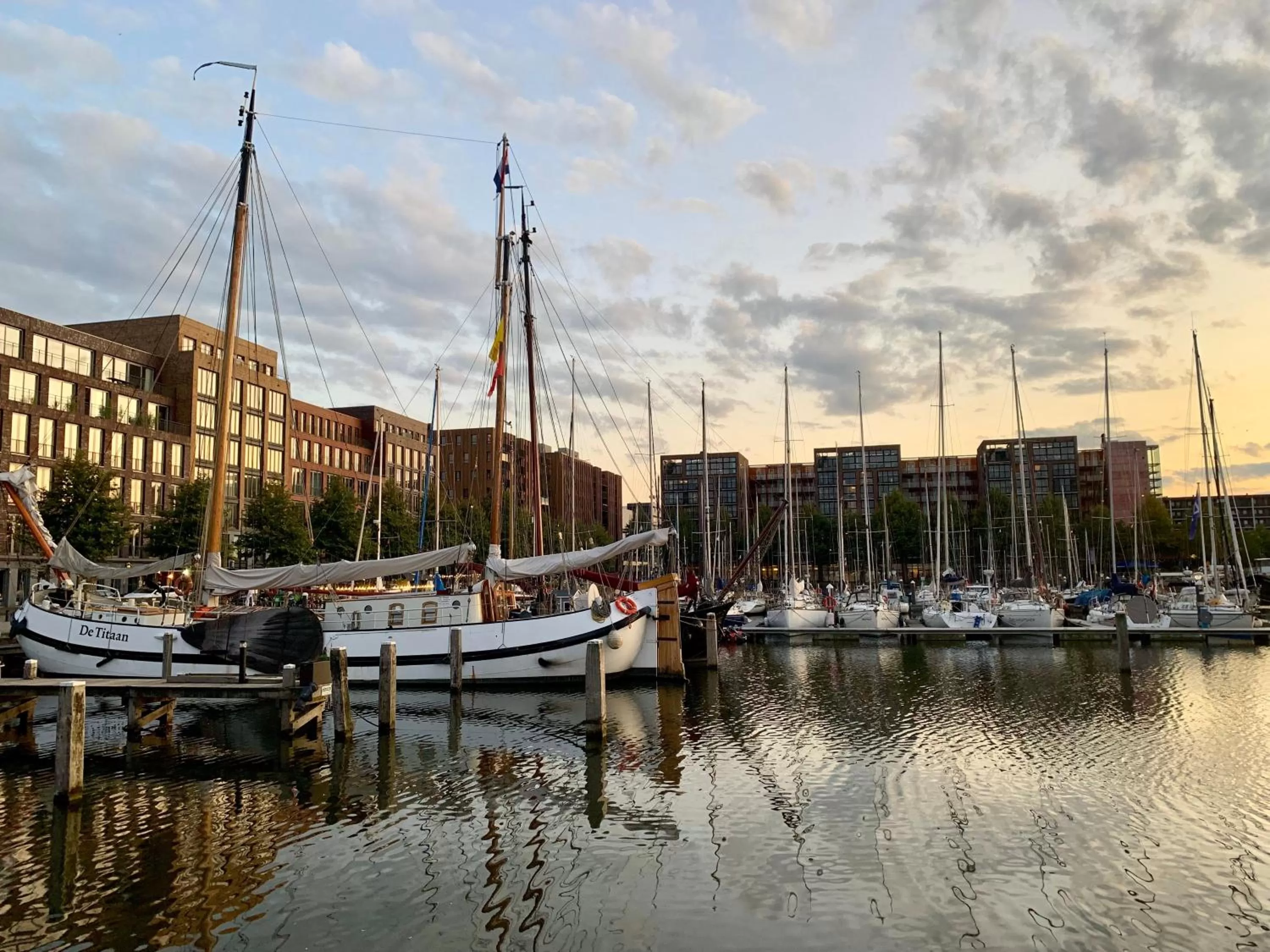Nearby landmark in Waterfront Studio