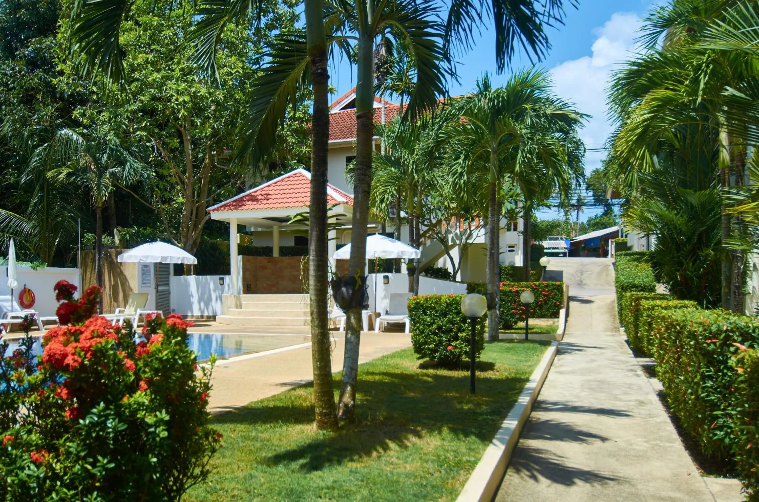 Garden view in Phuket Riviera Villas Hotel