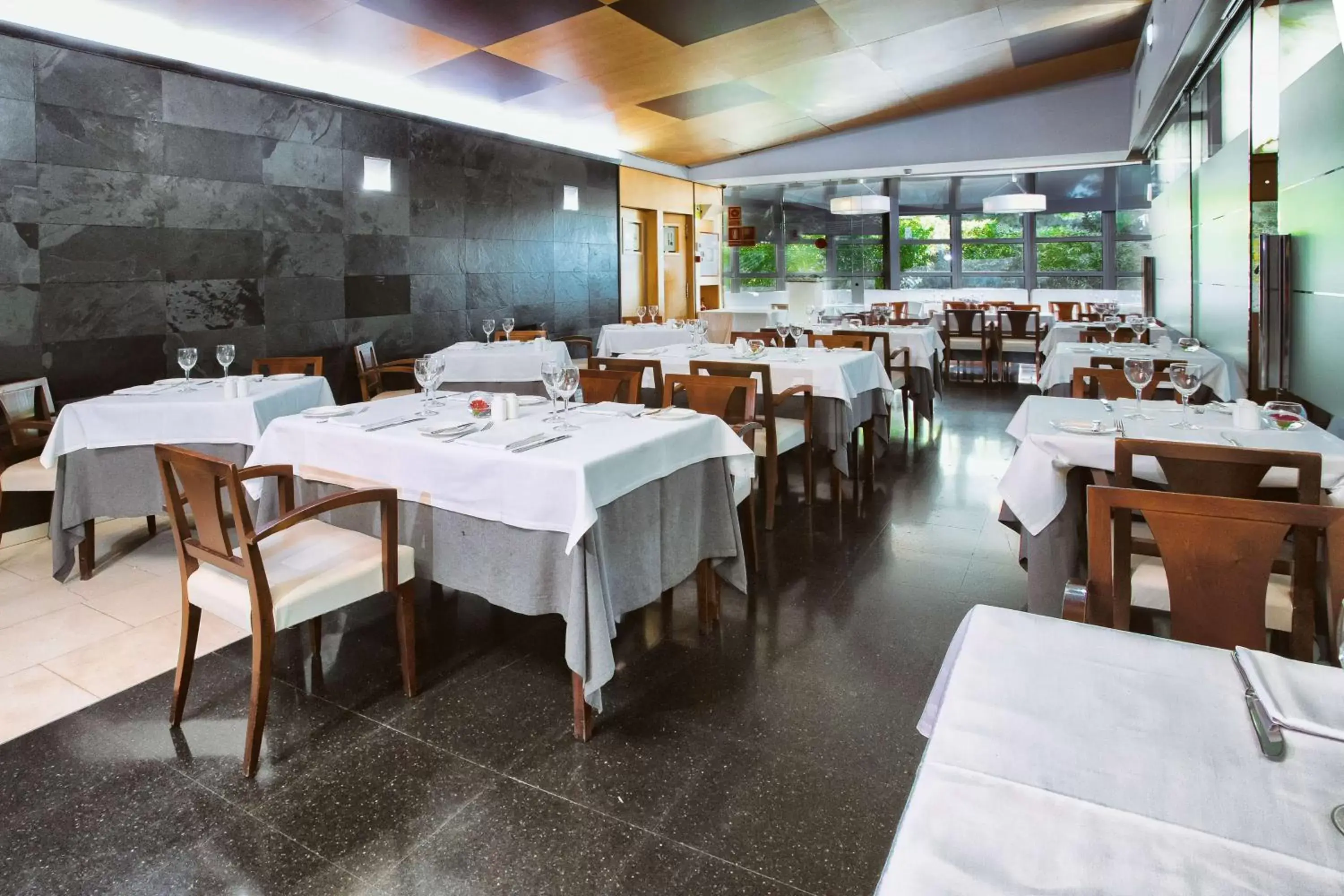 Restaurant/Places to Eat in Best Western Plus Hotel Alfa Aeropuerto