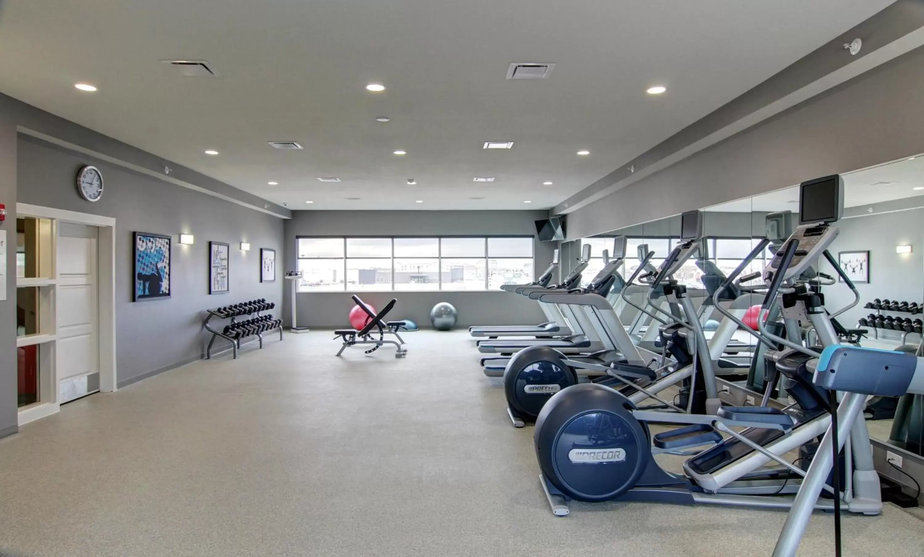 Fitness centre/facilities, Fitness Center/Facilities in Holiday Inn Express Fargo SW I94 Medical Center, an IHG Hotel