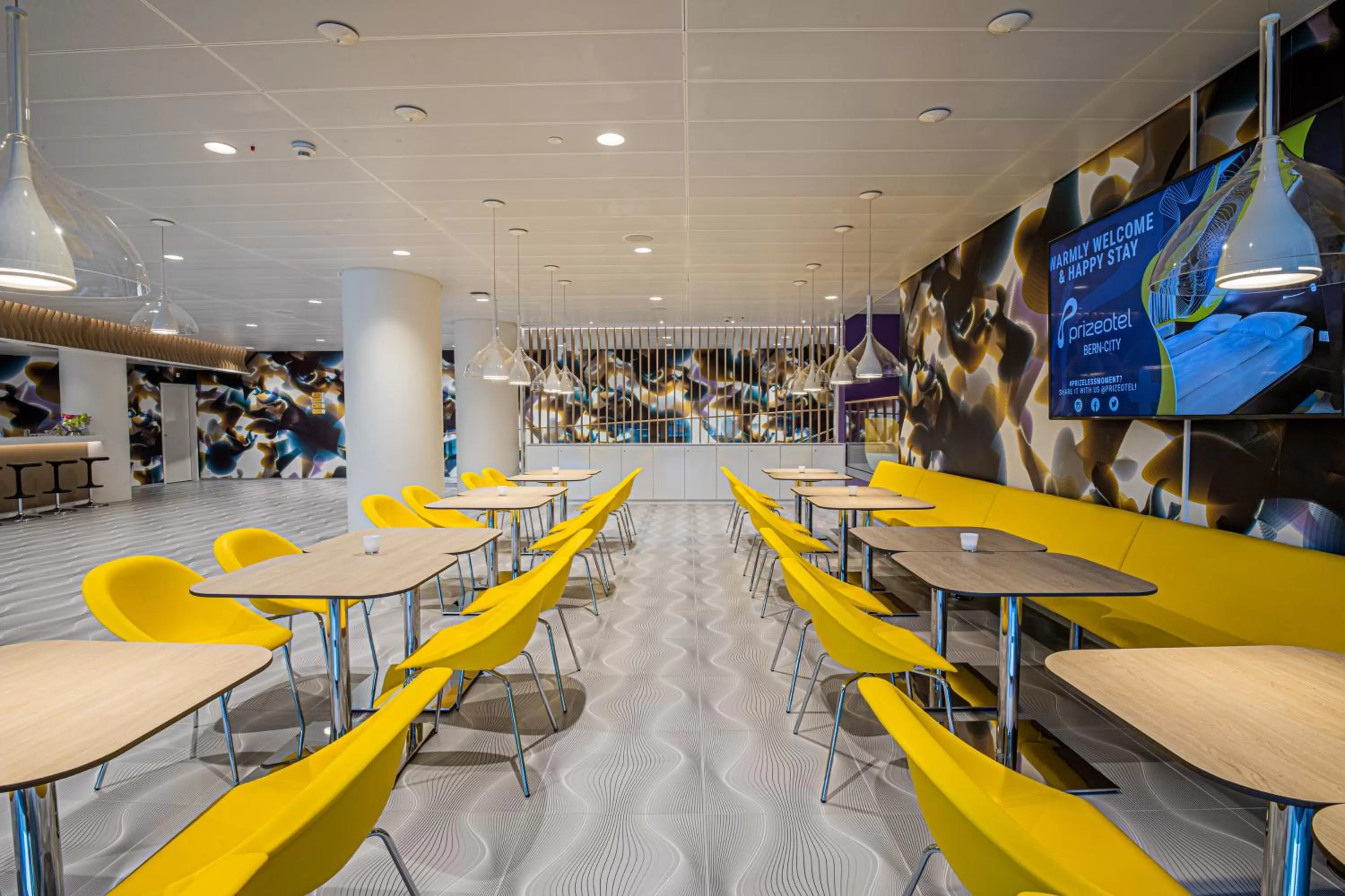 Restaurant/places to eat in Prize by Radisson, Bern City