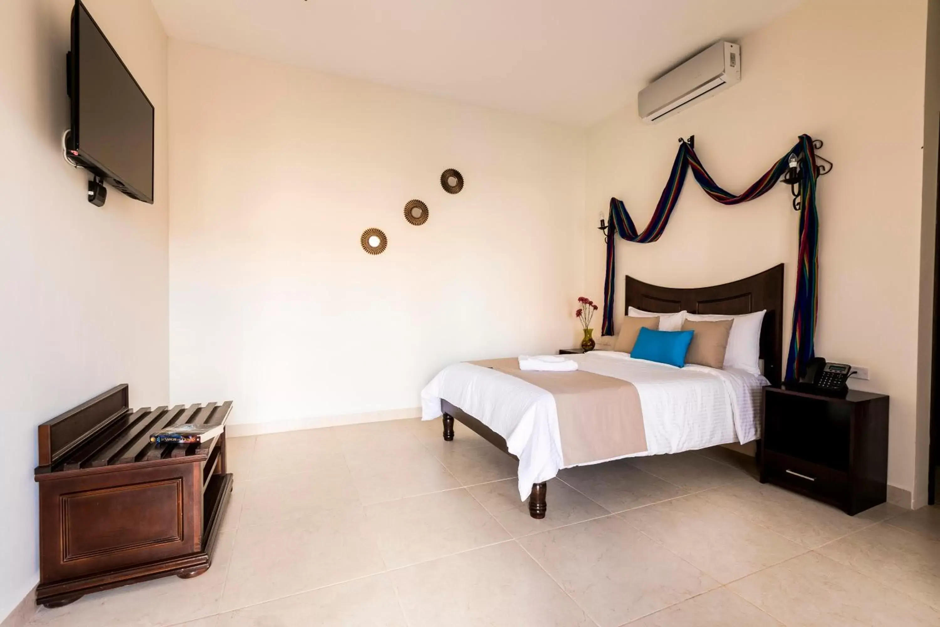 Photo of the whole room, Bed in Los Frailes Hotel Boutique