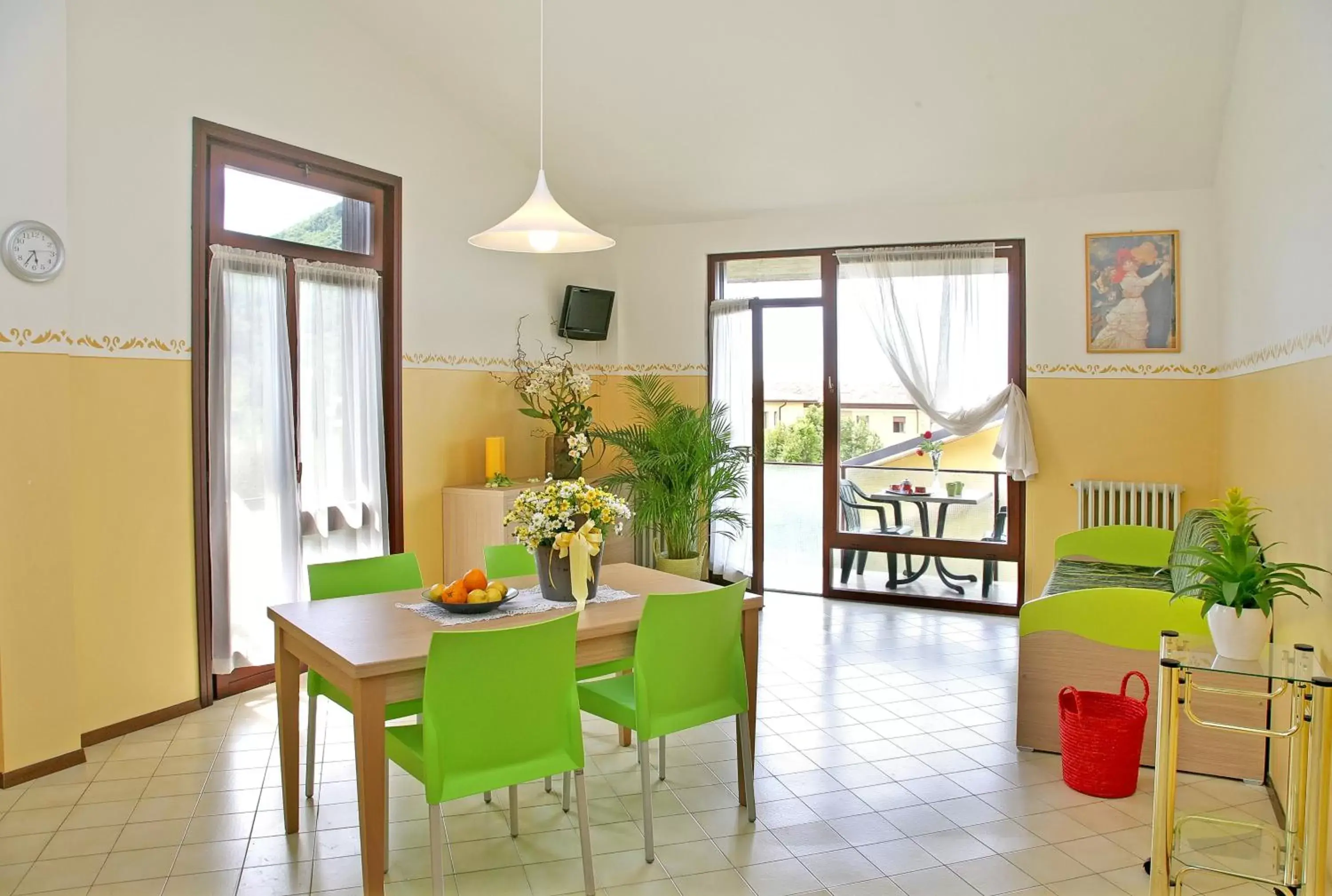 Living room, Dining Area in Residence Uliveto