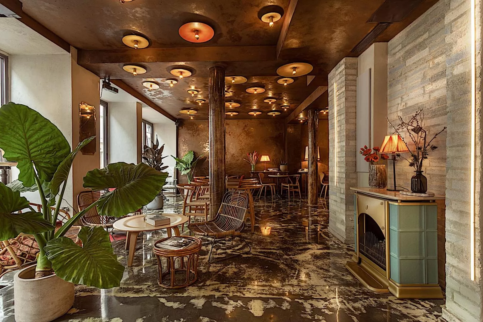 Restaurant/places to eat in Hôtel La Nouvelle République & Hammam