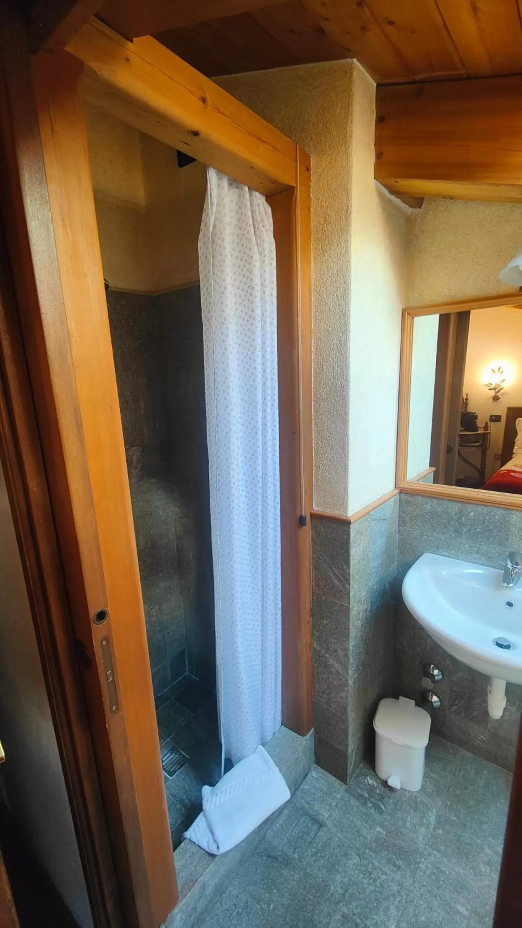 Bathroom in Hotel Lo Campagnar