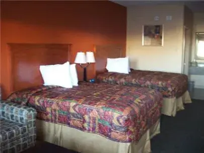 Bedroom, Bed in Budgetel Inn and Suites