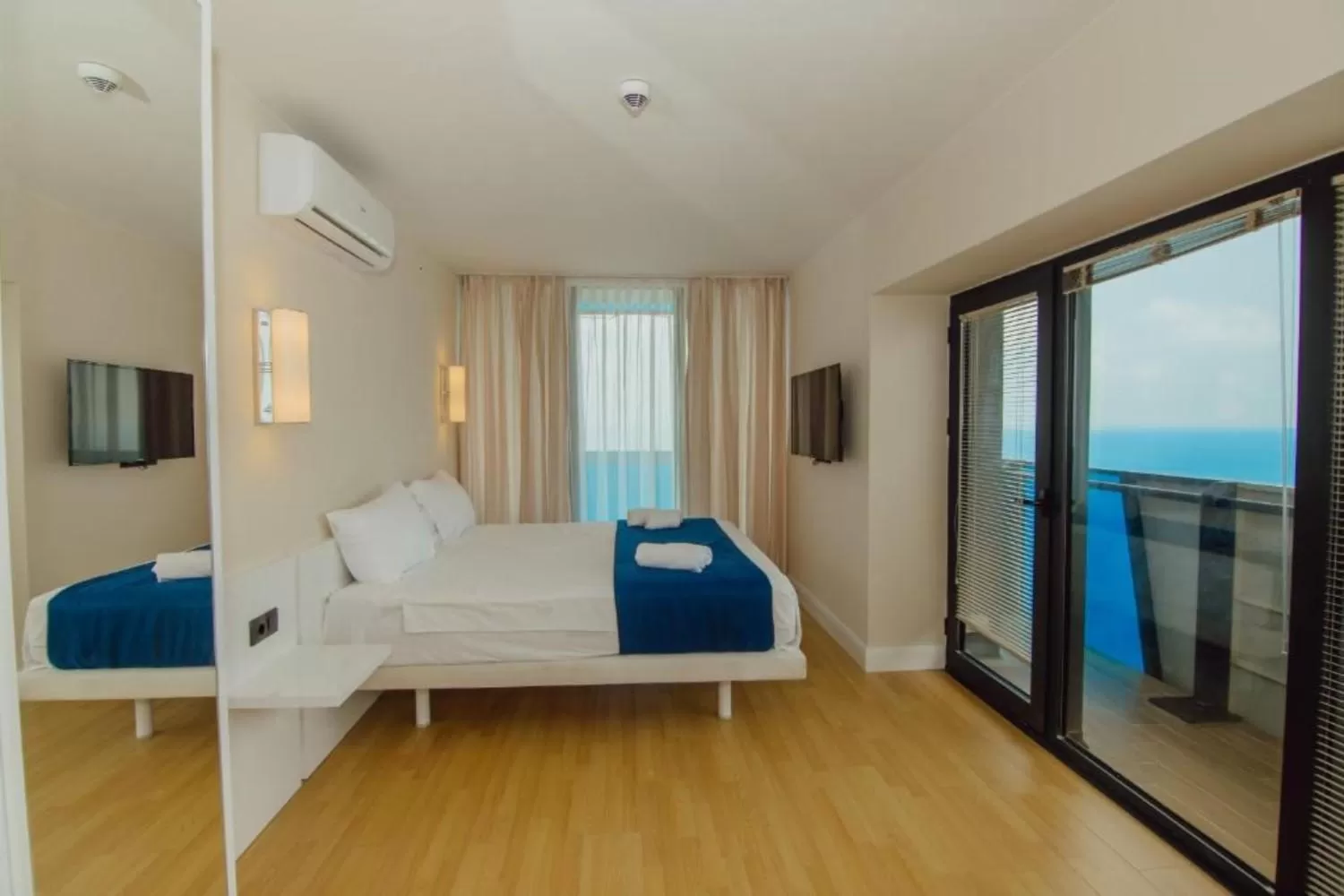 Bed in Special Apartments In Orbi City Batumi