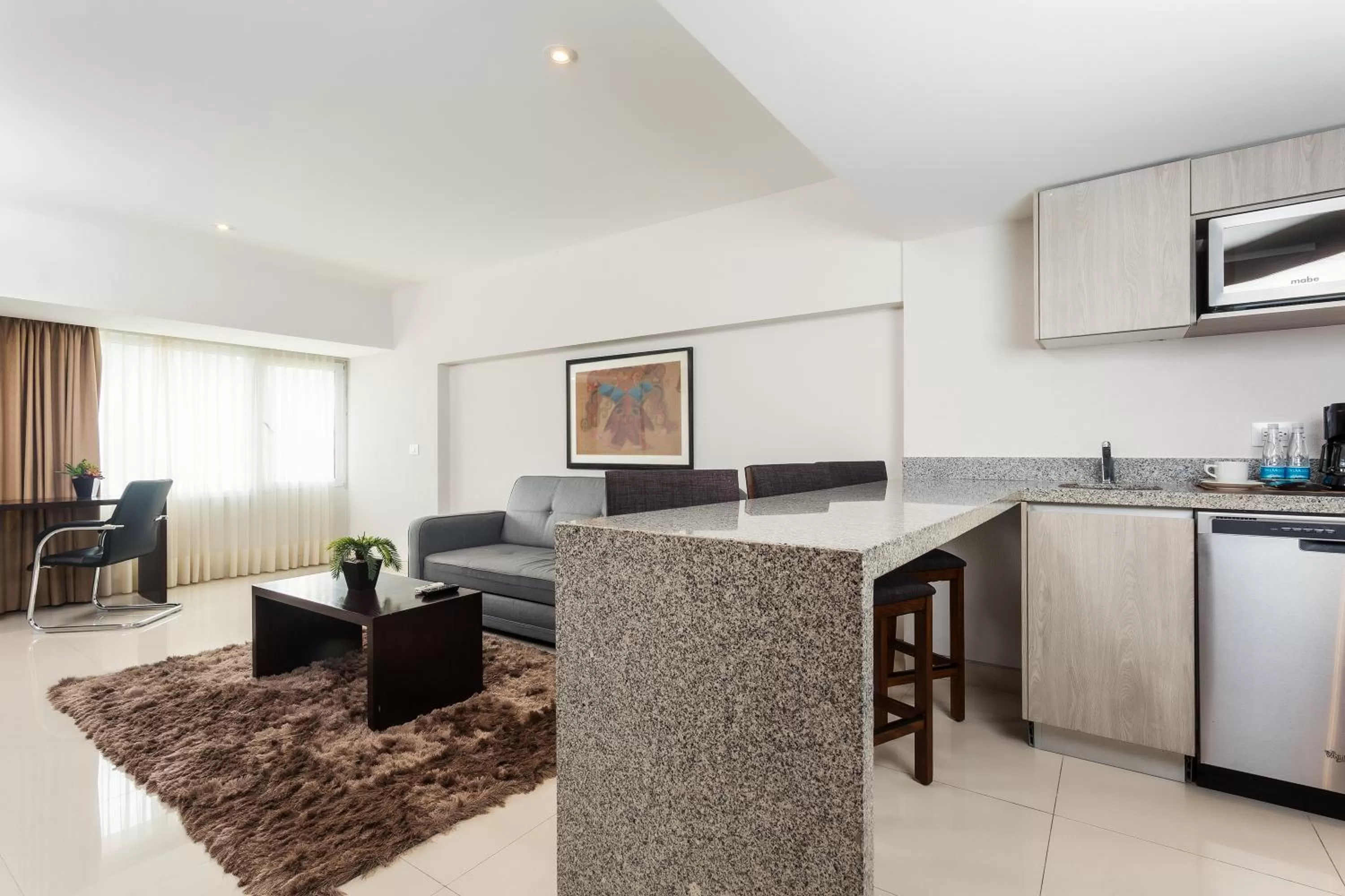 Kitchen or kitchenette in Hotel Indigo Guadalajara Expo by IHG