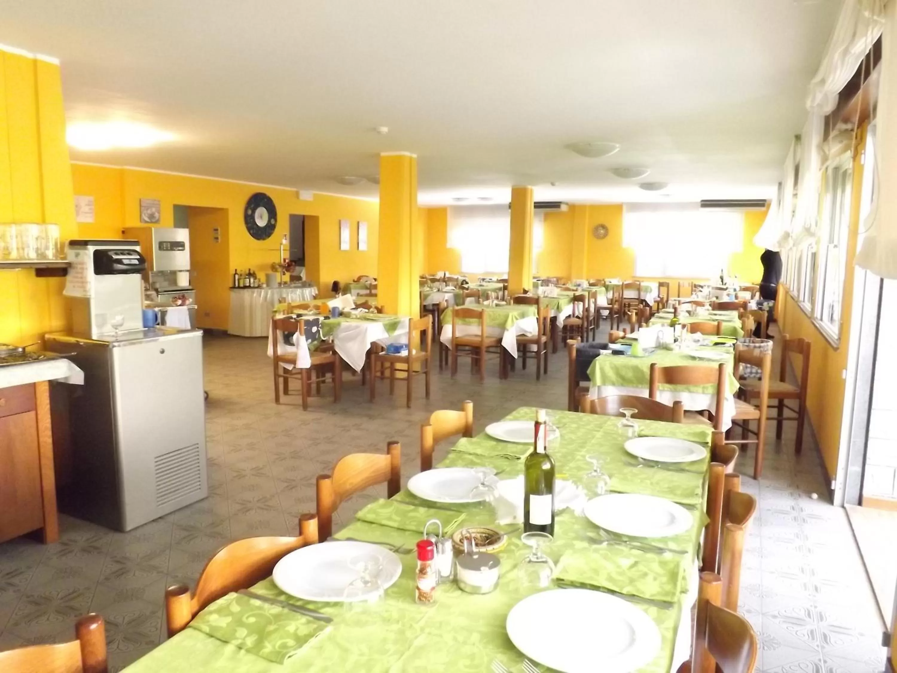 Restaurant/places to eat in Hotel Villa Claudia