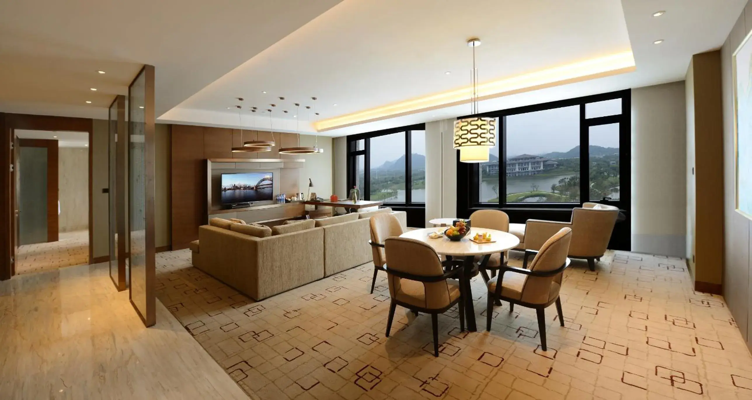 1 King Bed 1 Bedroom Ste River Vw in InterContinental Nantong, an IHG Hotel-Best view of yangtze