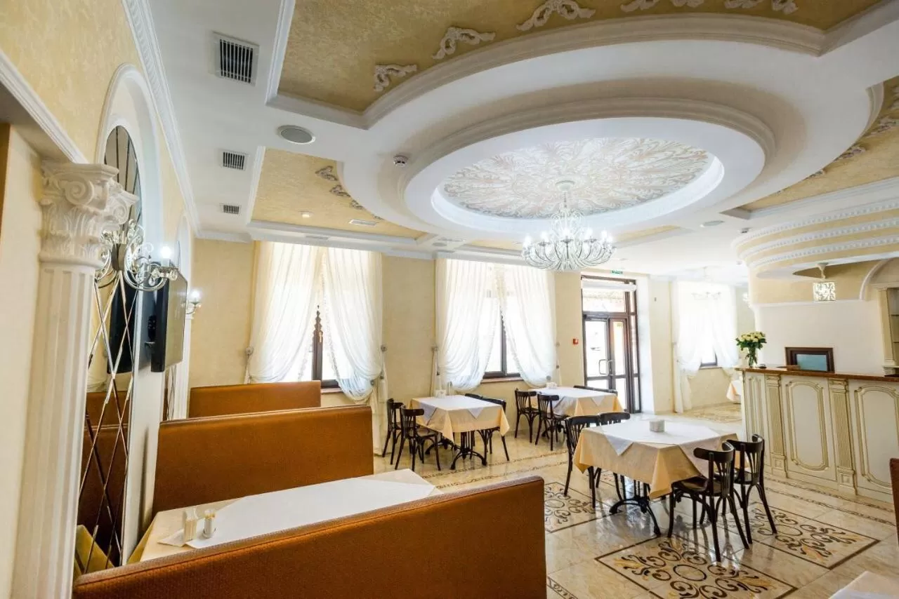 Restaurant/Places to Eat in Mon Plaisir