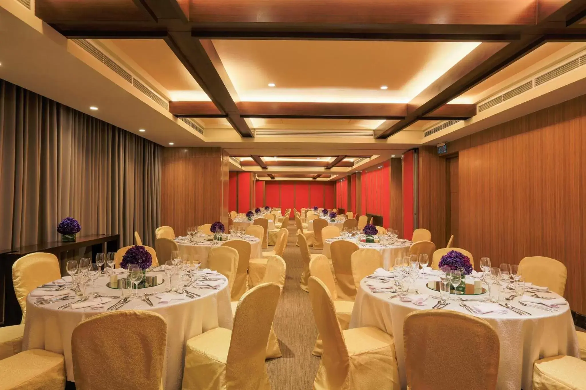 Banquet/Function facilities, Banquet Facilities in Holiday Inn & Suites Makati, an IHG Hotel