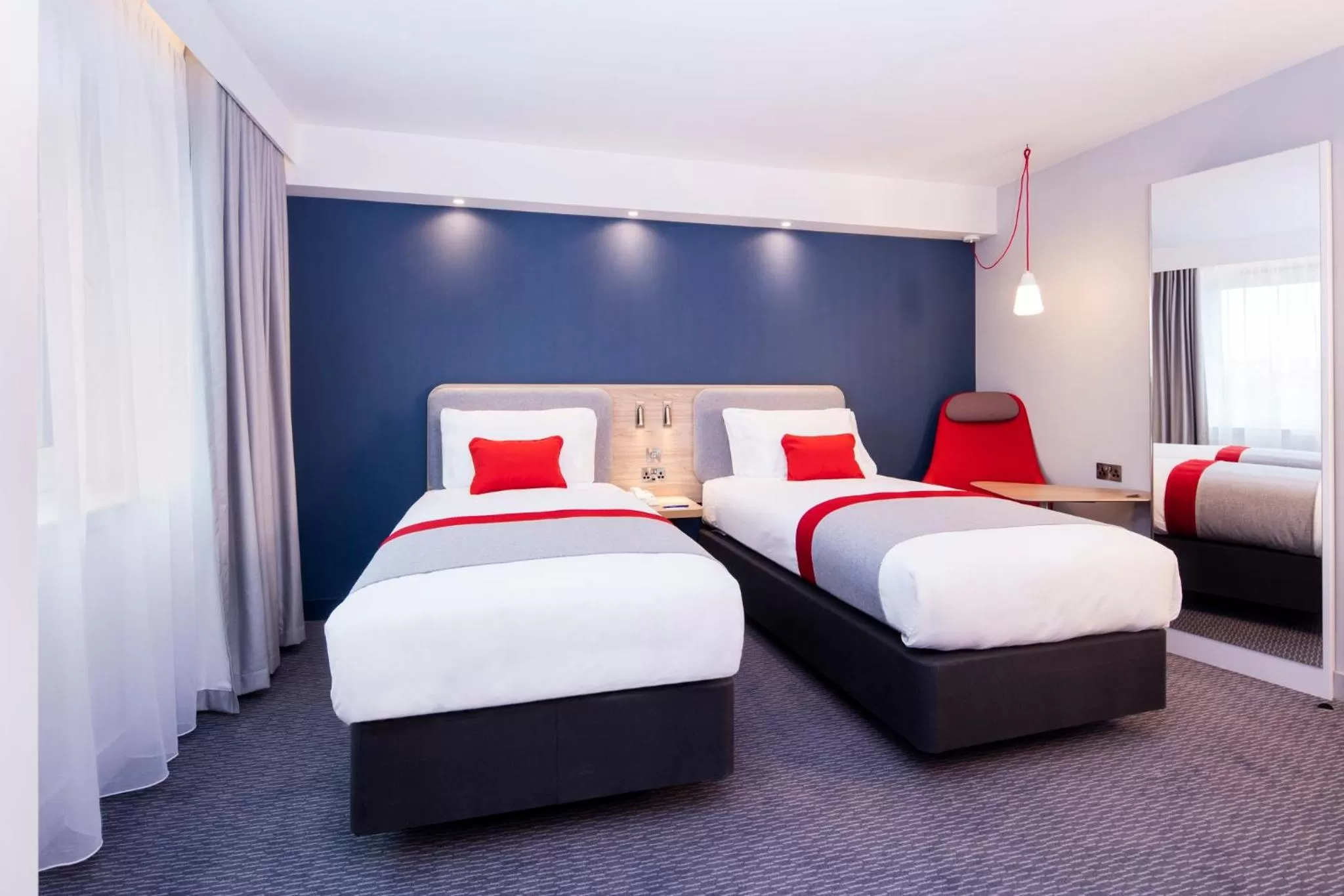 Photo of the whole room, Bed in Holiday Inn Express & Suites - Basel - Allschwil by IHG